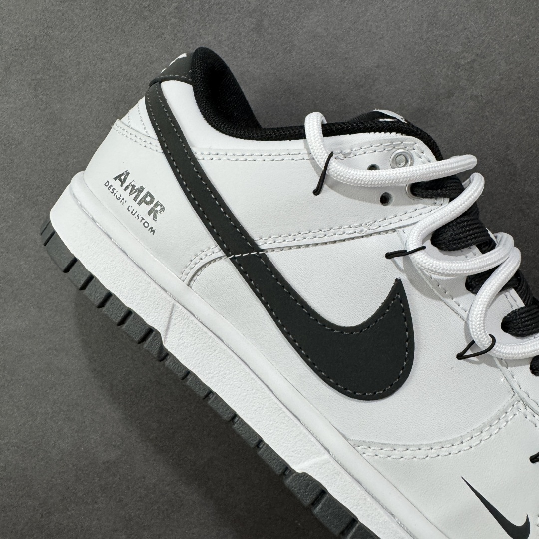  
【纯原】Nike Dunk Low 夜阑 白黑
当城市沉入夜色，月光在鞋面悄然停驻，亮光白皮革诠释质