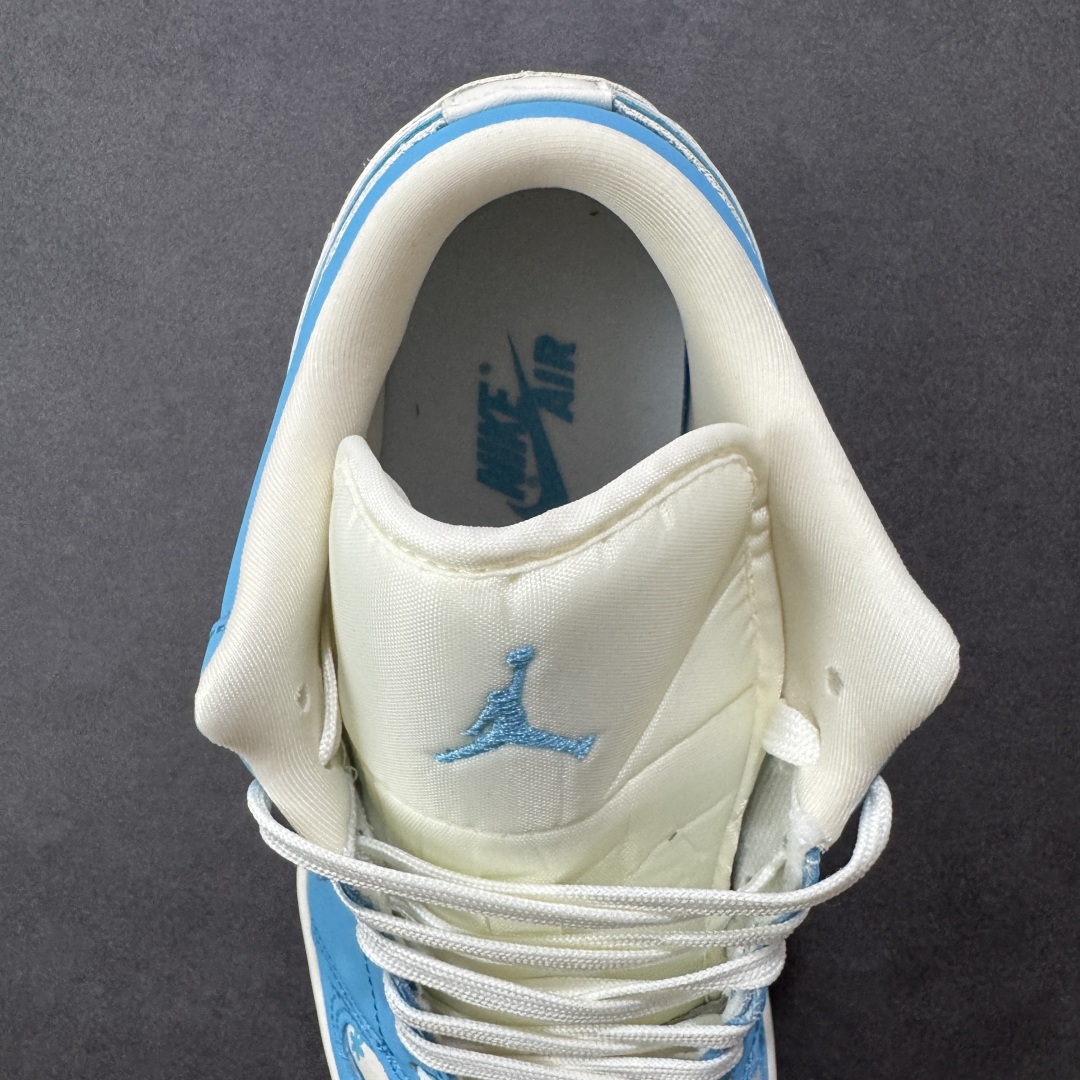  
【纯原】Nike AJ1 Low 白蓝拉布布联名
低帮休闲板鞋 定制鞋盒 
大厂纯原品质出货 超高清