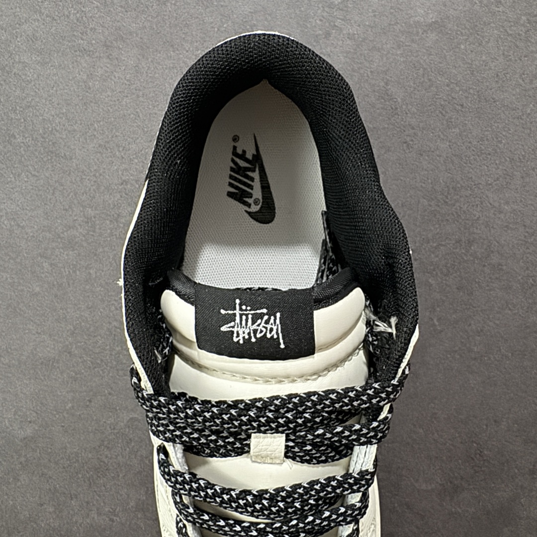  
【纯原】Nike SB Dunk Low 斯图西联名 织布米黑勾 周年高端定制 低帮休闲板鞋
定制鞋