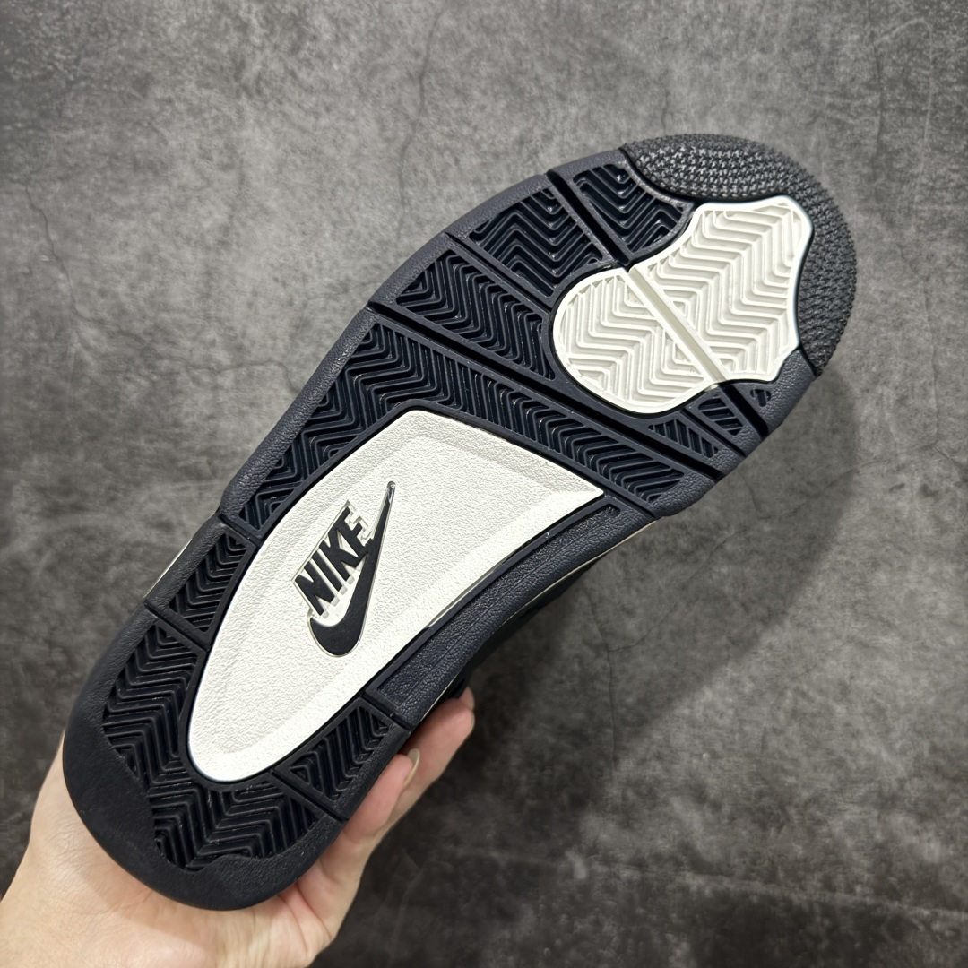  
【纯原】Air Jordan AJ4 Retro 黑砖
原楦原纸板同源开发 完美呈现乔4的版型 内侧