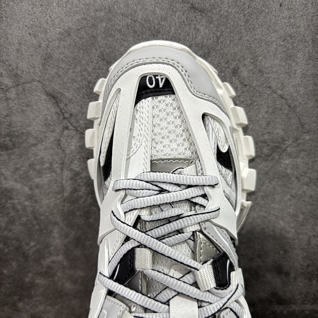  
【纯原】BALENCIAGA Track 3.0 巴黎世家三代复古老爹鞋 白黑

全套原纸板楦头开发
