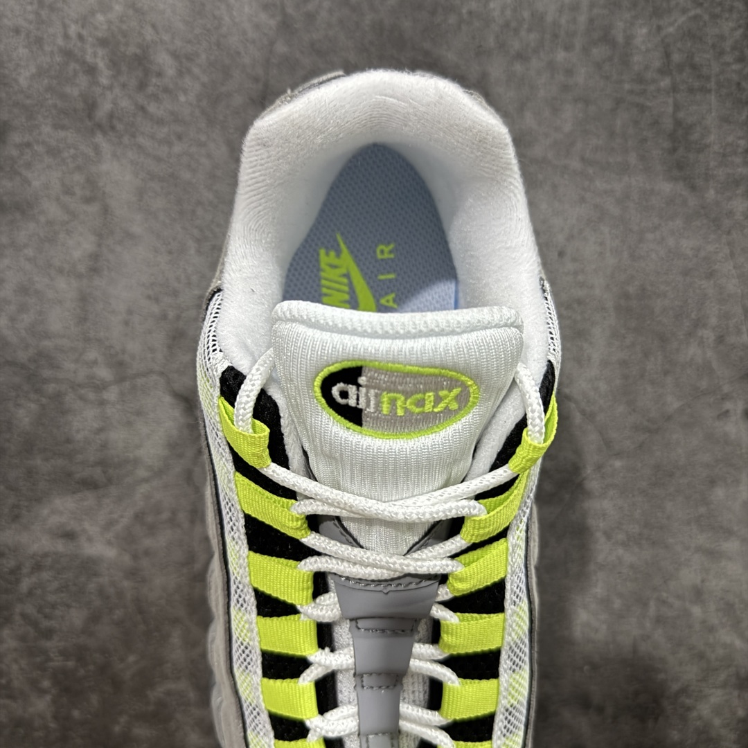 220  PE版本 NK Air Max 95 联名复古舒适气垫运动鞋 灰绿 CT1689-001