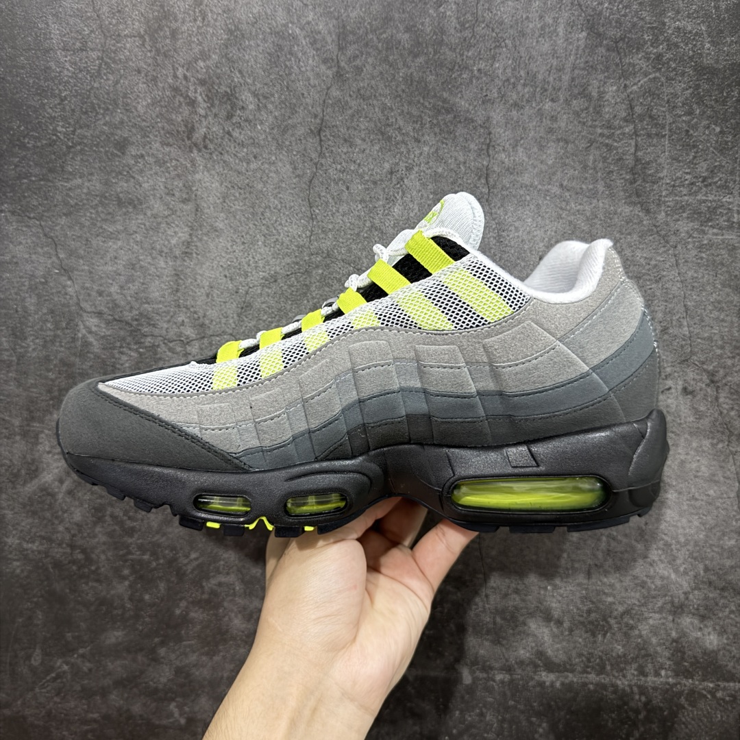 220  PE版本 NK Air Max 95 联名复古舒适气垫运动鞋 灰绿 CT1689-001