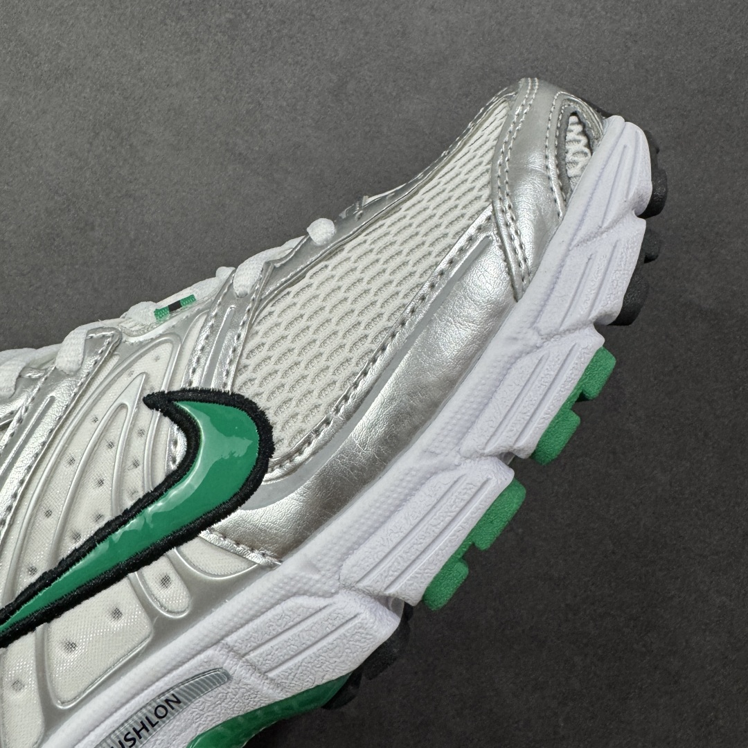 190    Nike Air max MOTO 2K 舒适百搭防滑耐磨 低帮跑步鞋 HQ2056-102