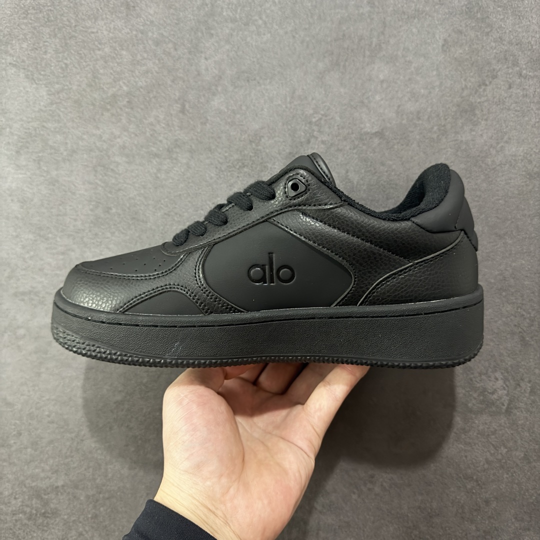 190    Alo Yoga Recovery Mode 人气单品 舒适简约防滑耐磨低帮休闲板鞋