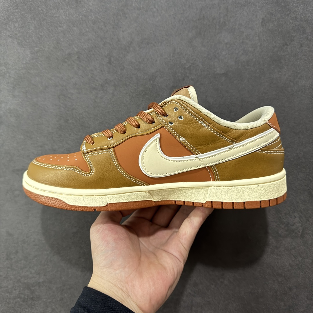  
【纯原】Labubu x Nike Dunk SB Low 拉布布 x 耐克 SB 低帮 联名棕白色