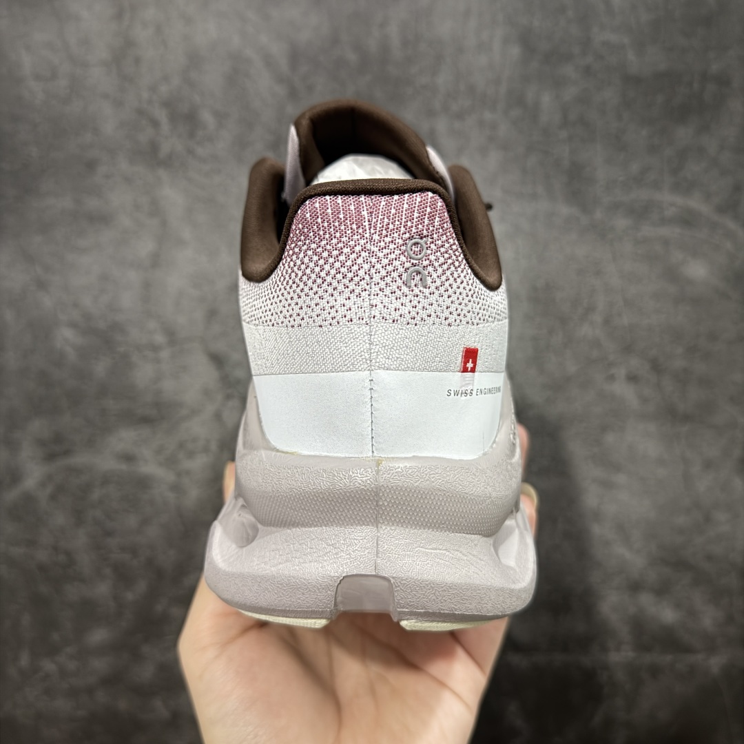  
【纯原】ON昂跑系列 CLOUDTILT 系列 户外街头机能风跑步鞋

大厂出品 原版有1比1打造 