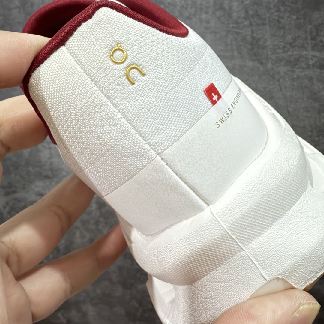  
【纯原】ON昂跑系列 CLOUDTILT 系列 户外街头机能风跑步鞋

大厂出品 原版有1比1打造 