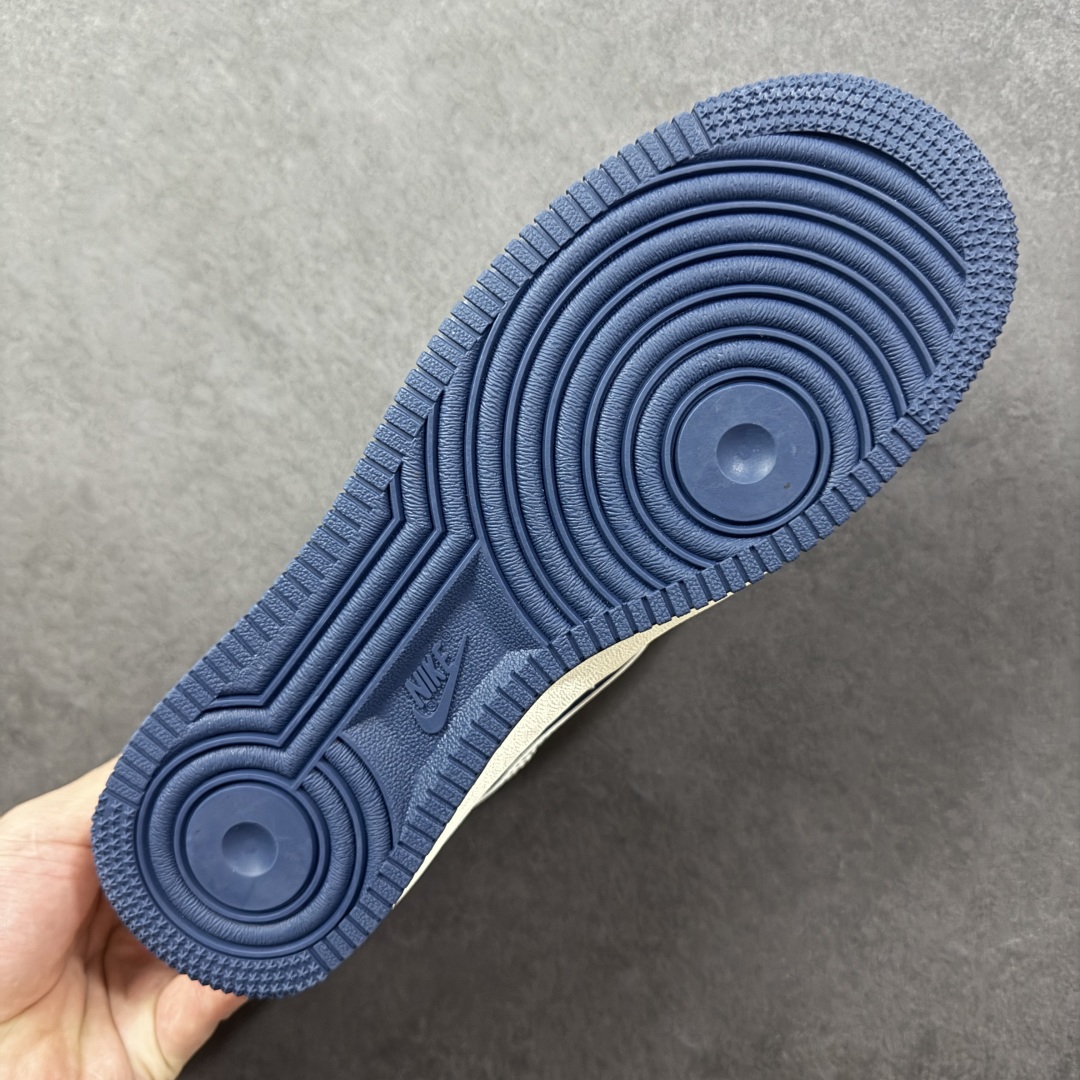 图片[9]-【定制版】Nike Air Force 1\’07 Low 米蓝兔八哥 空军一号低帮休闲板鞋 JP8028-013  #定制皮料 定制鞋盒 原楦原纸板 纯正空军版型 内置全掌气垫  尺码：36 36.5 37.5 38 38.5 39 40 40.5 41 42 42.5 43 44 44.5 45 编码：HXSB310320-选品中心