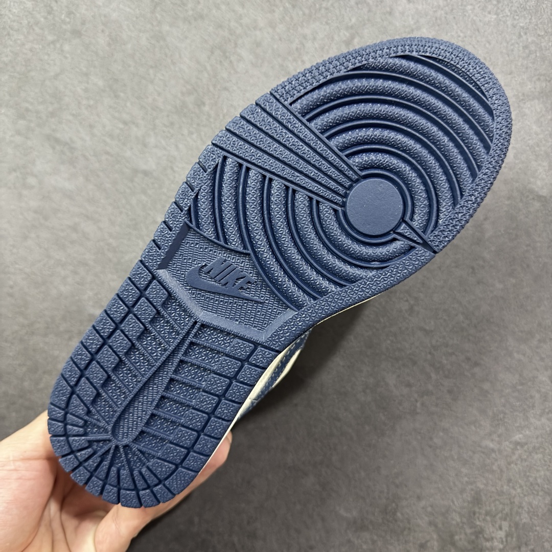 图片[9]-【定制版】Air Jordan 1 Low AJ1 乔1 迪奥联名 复古牛仔 高端定制 低帮复古篮球鞋 #定制鞋盒 大厂纯原品质出货 超高清洁度 皮料切割干净无任何毛边 细节完美 货号：QG2025-002 尺码：36 36.5 37 38 38.5 39 40 40.5 41 42 42.5 43 44 44.5 45-选品中心