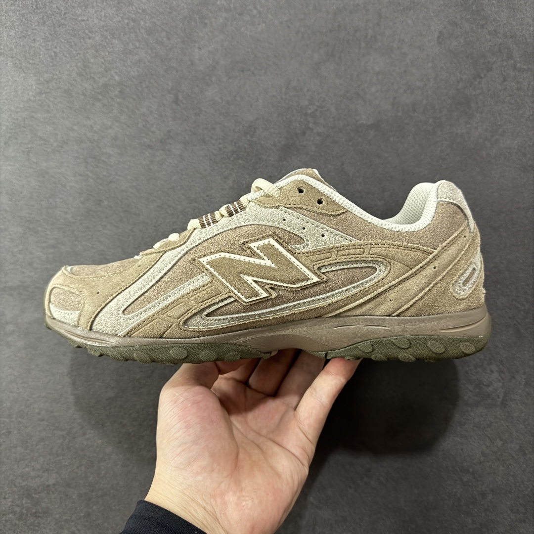  
【纯原】New Balance 新百伦204 复古休闲运动百搭老爹跑步鞋
#采用猪巴革组合网织鞋面材