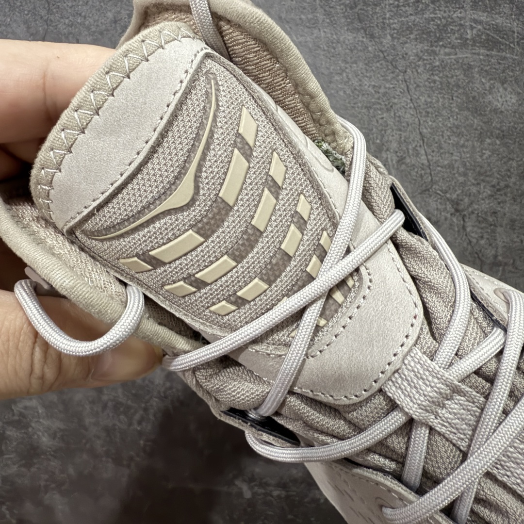  
【纯原版】Hoka One One Tor Ultra Lo 高帮户外‮能功‬运动鞋工装鞋 
高端零