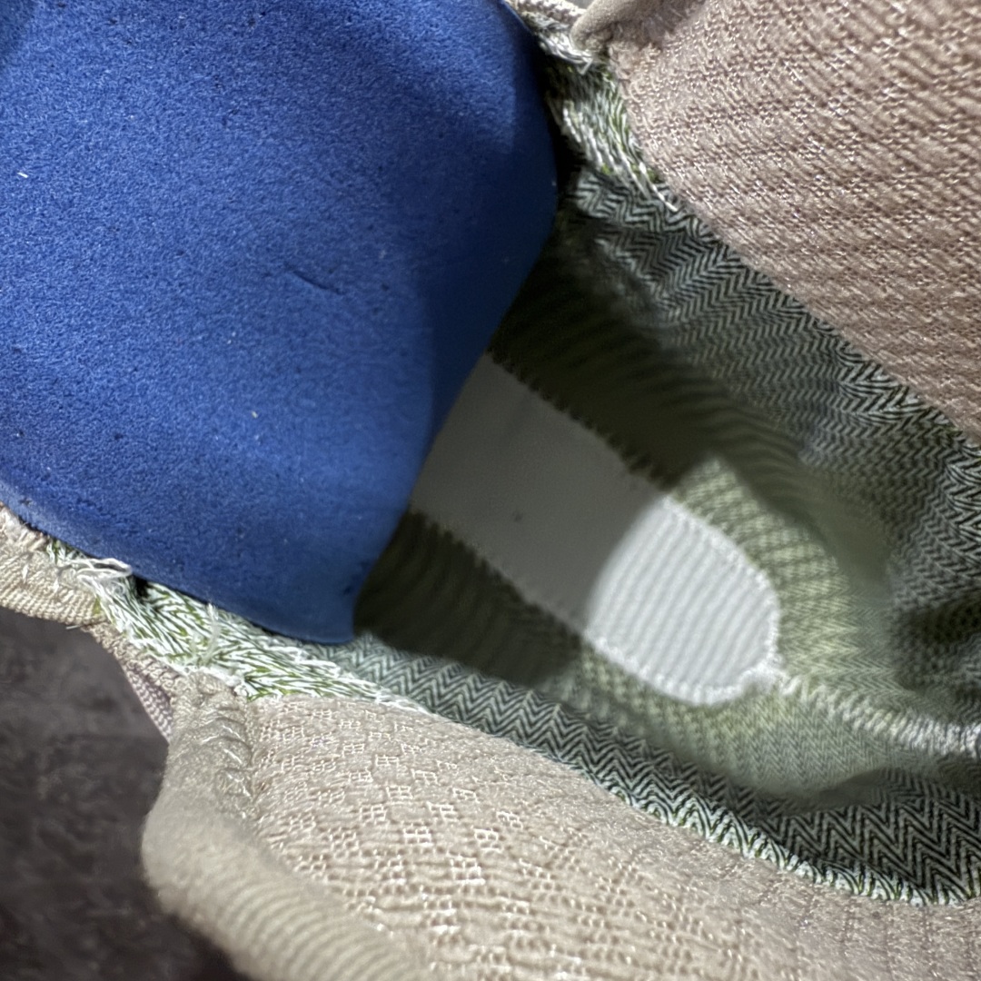  
【纯原版】Hoka One One Tor Ultra Lo 高帮户外‮能功‬运动鞋工装鞋 
高端零