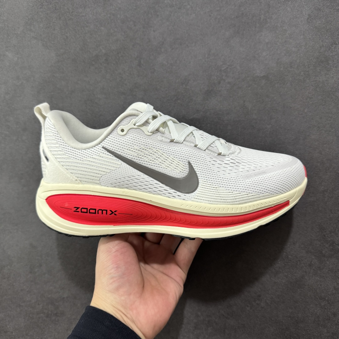  
【纯原】Nike Vomero 18代 登月跑鞋低帮 时尚舒适防滑耐磨低邦休闲跑步鞋 

整体采用工