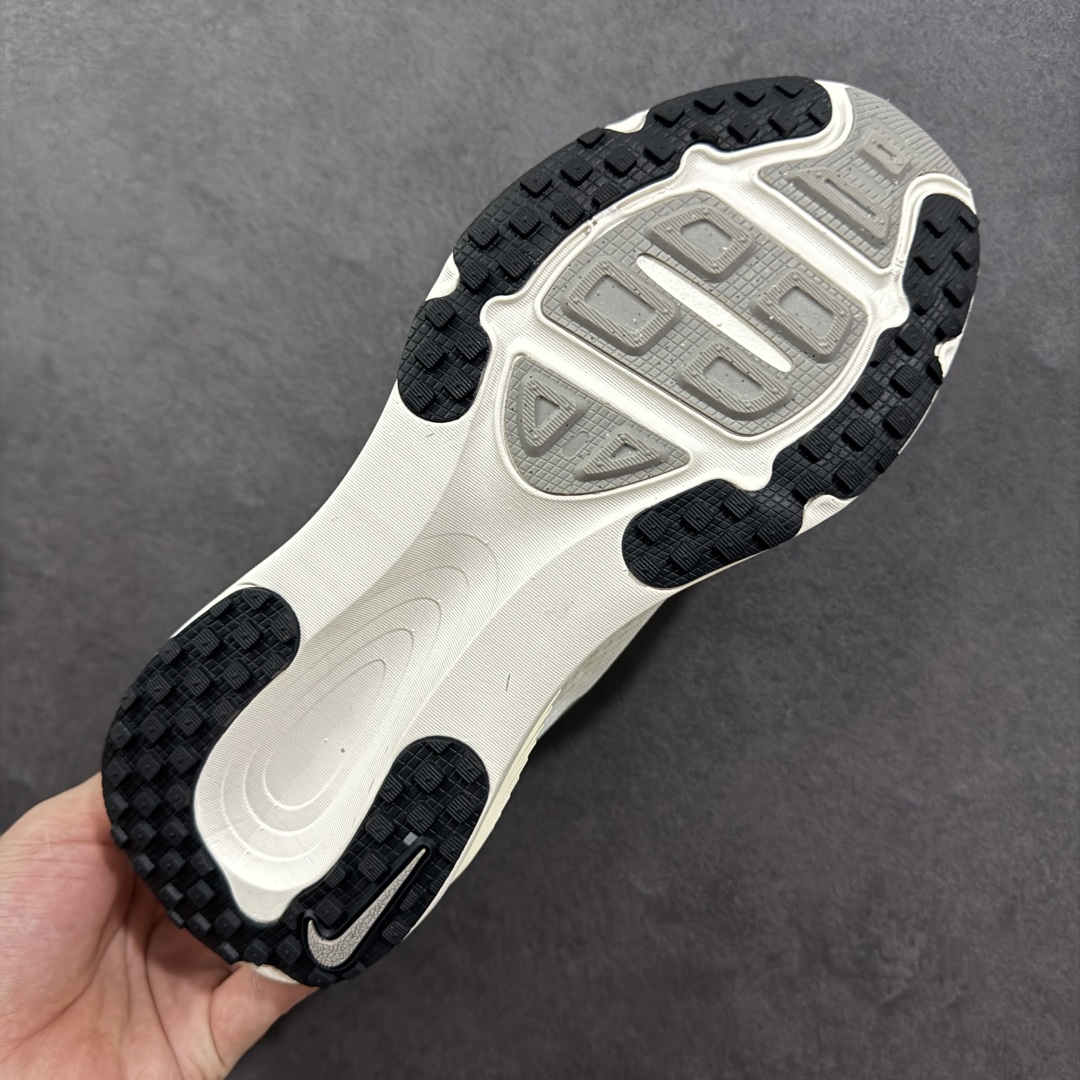  
【纯原】Nike Vomero 18代 登月跑鞋低帮 时尚舒适防滑耐磨低邦休闲跑步鞋 

整体采用工