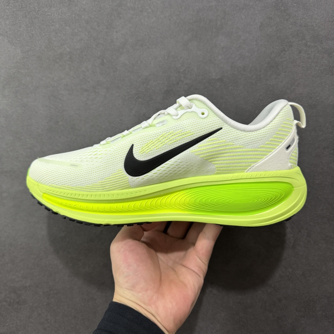  
【纯原】Nike Vomero 18代 登月跑鞋低帮 时尚舒适防滑耐磨低邦休闲跑步鞋 

整体采用工