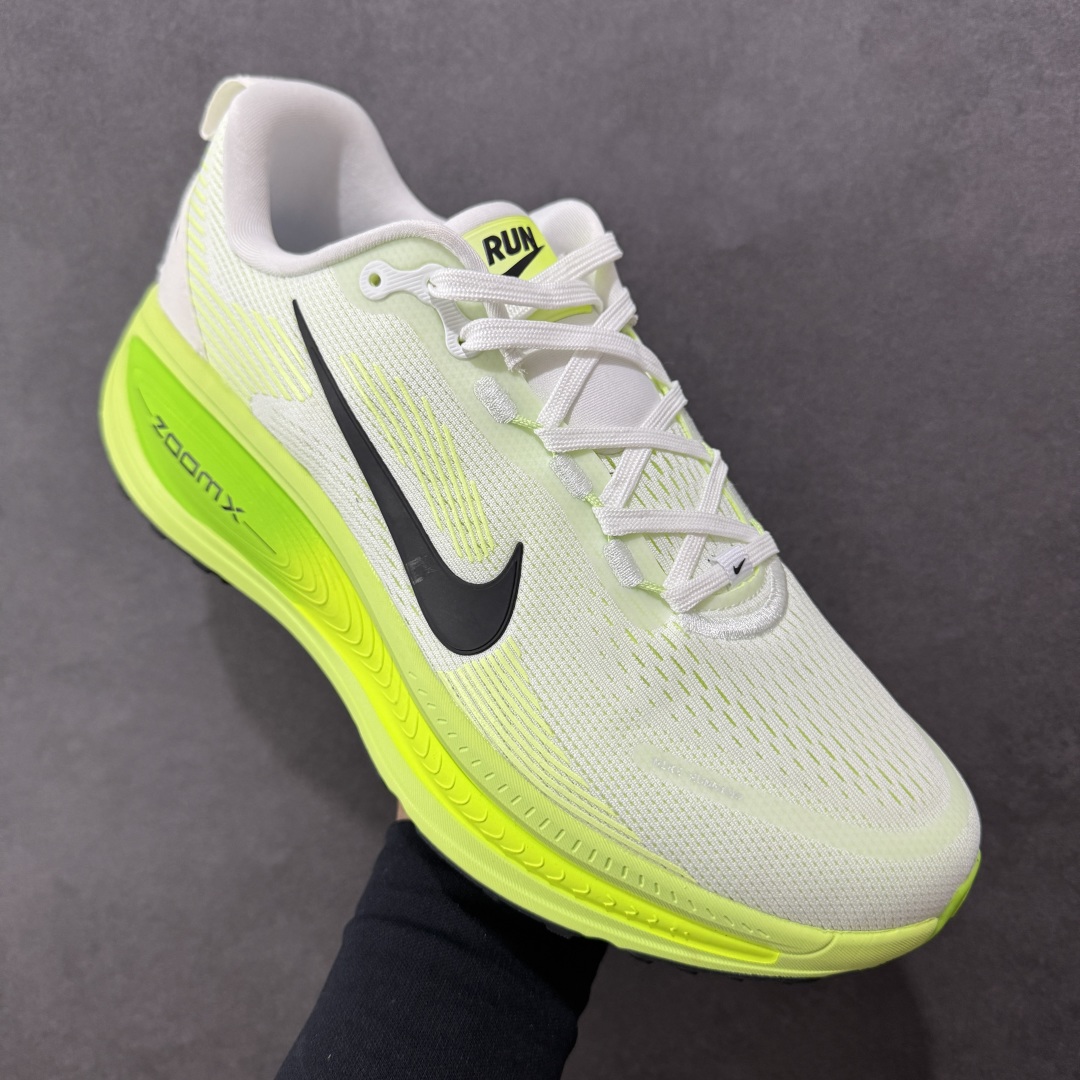  
【纯原】Nike Vomero 18代 登月跑鞋低帮 时尚舒适防滑耐磨低邦休闲跑步鞋 

整体采用工
