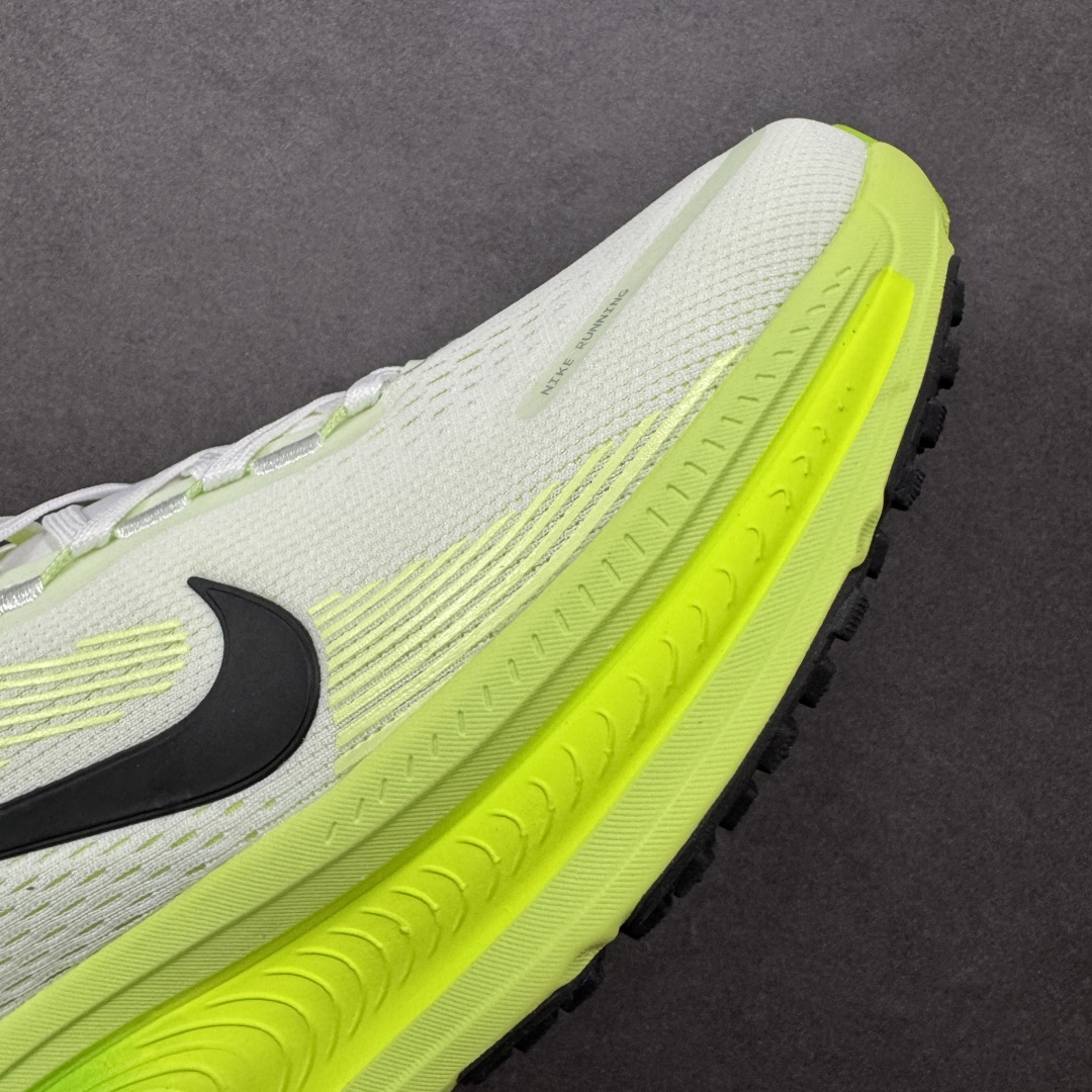  
【纯原】Nike Vomero 18代 登月跑鞋低帮 时尚舒适防滑耐磨低邦休闲跑步鞋 

整体采用工