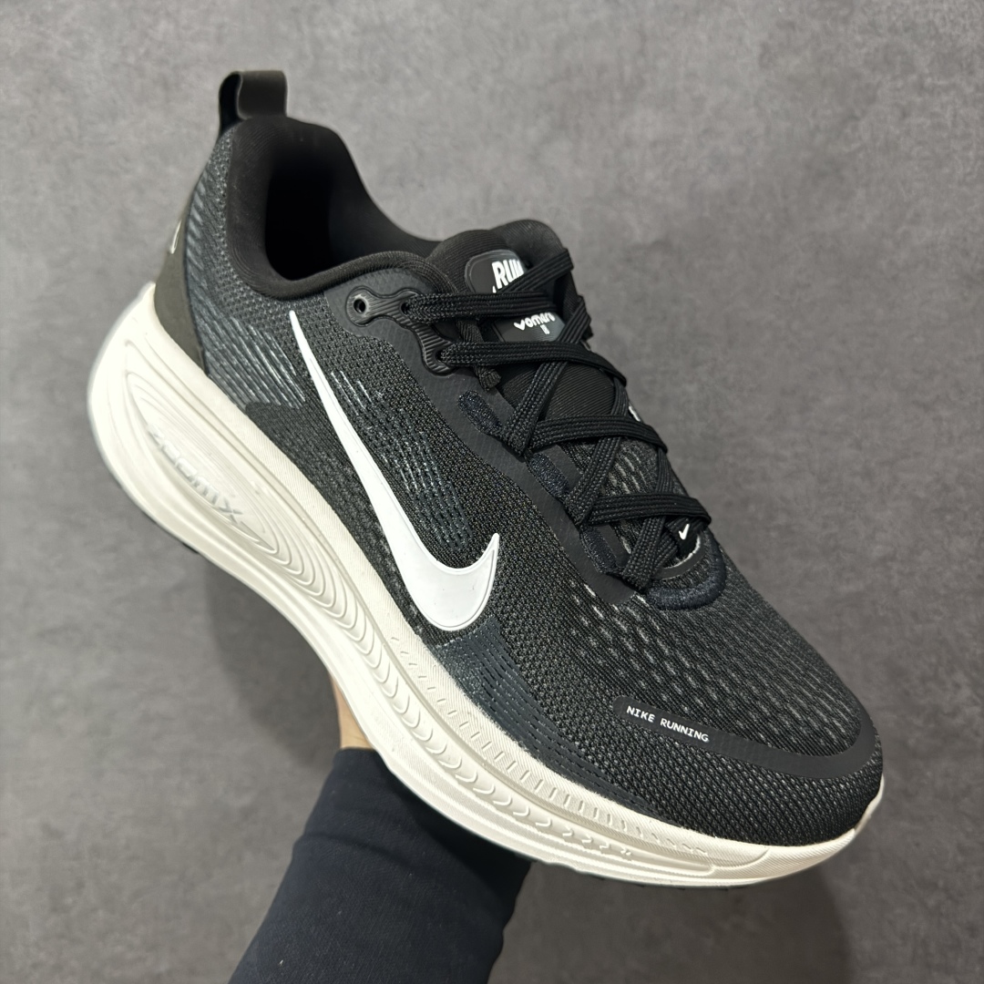  
【纯原】Nike Vomero 18代 登月跑鞋低帮 时尚舒适防滑耐磨低邦休闲跑步鞋 

整体采用工