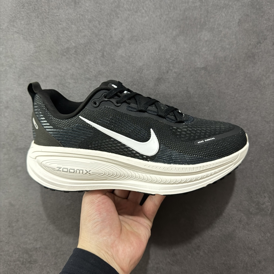  
【纯原】Nike Vomero 18代 登月跑鞋低帮 时尚舒适防滑耐磨低邦休闲跑步鞋 

整体采用工