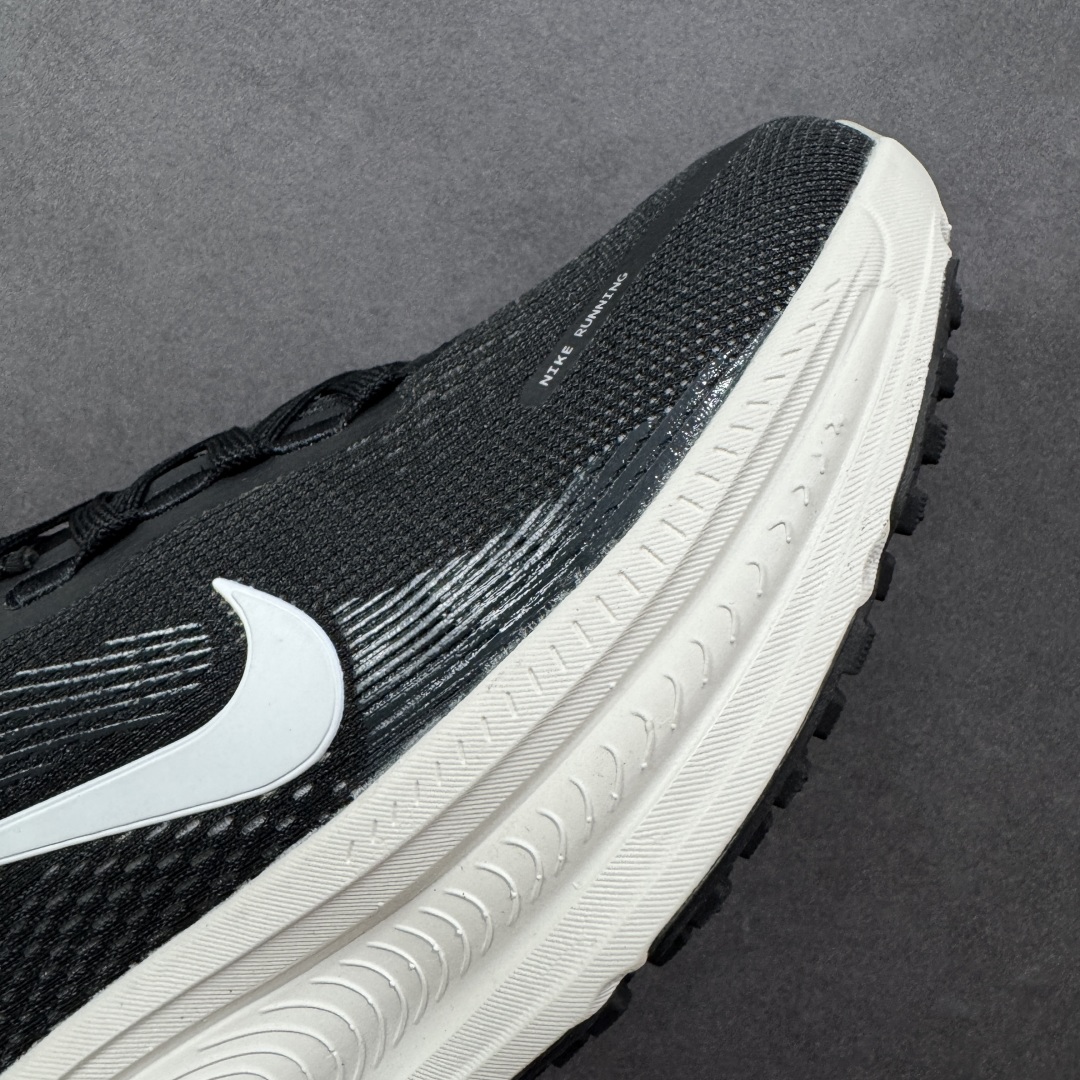  
【纯原】Nike Vomero 18代 登月跑鞋低帮 时尚舒适防滑耐磨低邦休闲跑步鞋 

整体采用工