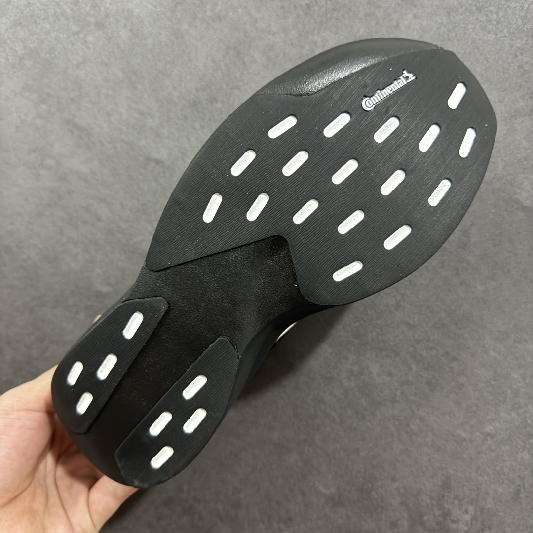 图片[9]-【公司级】Adidas Adizero Evo SL M 阿迪超轻透气缓震跑鞋  整体外观造型与adiZero Adios Pro EVO 1非常相似 中底配置方面搭载全掌Lightstrike Pro 鞋面采用透气网面示人 契合日常训练鞋的定位 更加耐用 外底给到了马牌橡胶 及上代竞速旗舰adidas Adizero Adios Pro 3区域分布 货号： JP7149 尺码：36-45半 编码：YBB230240-选品中心