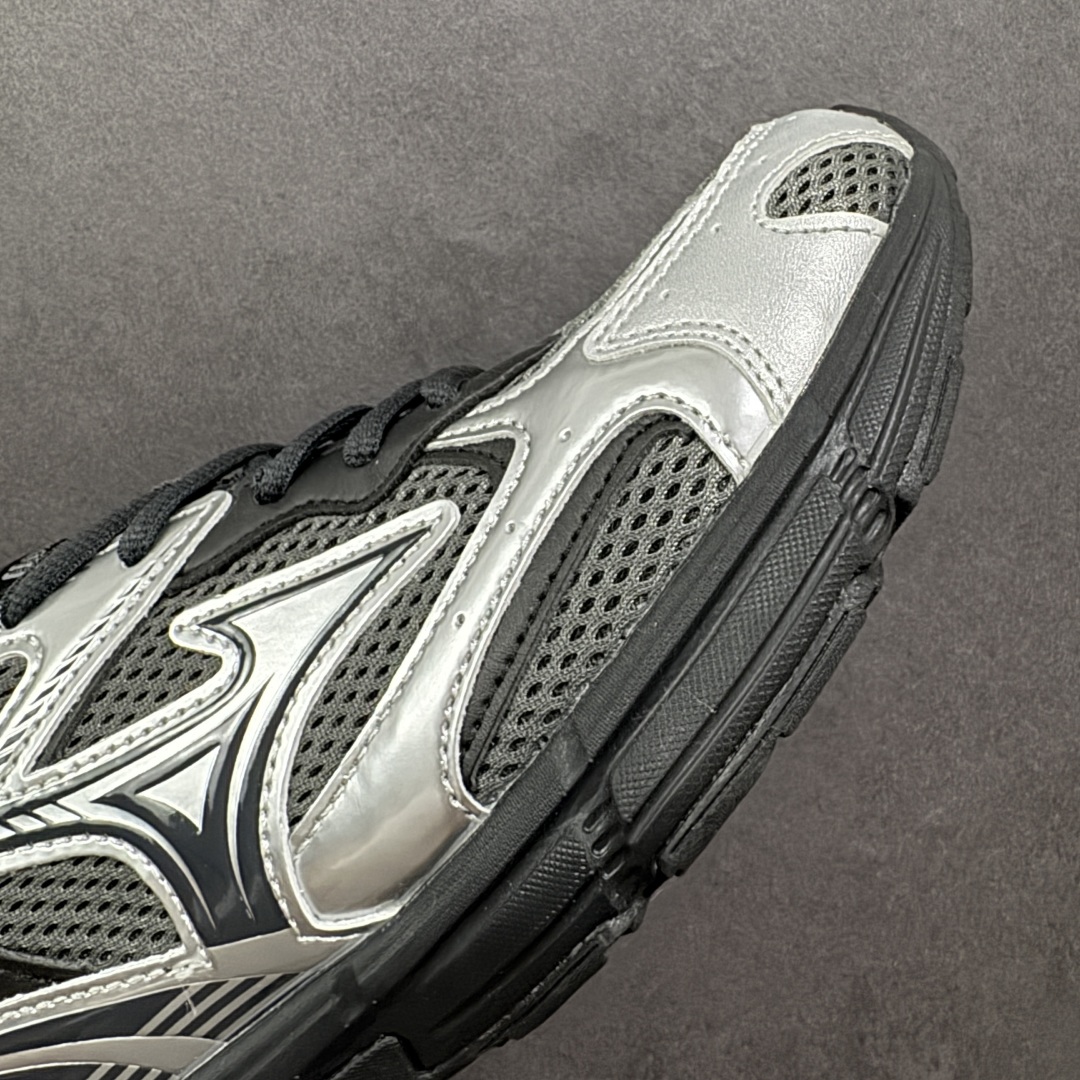 图片[5]-【公司级】Mizuno Speed 2K 美津浓复古厚底织物合成革防滑耐磨透气低帮休闲跑步鞋 美津浓（Mizuno）是日本美津浓株式会社于1906年创立的运动品牌，经过一个多世纪的不断努力现已成为世界著名的运动器具、服装和鞋类生产商。美津浓力求服务于各类运动项目，并竭力使运动生活更加愉快和振奋。产品种类齐全，覆盖几乎全部主要运动项目，达到30万多个品类。 尺码：36 36.5 37.5 38 38.5 39 40 40.5 41 42 42.5 43 44 44.5 45-选品中心