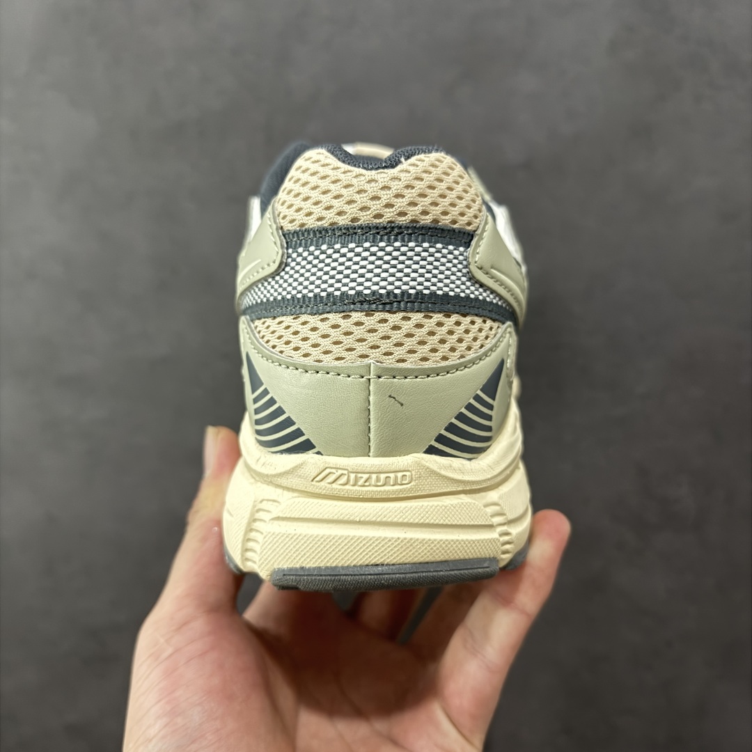 图片[4]-【公司级】Mizuno Speed 2K 美津浓复古厚底织物合成革防滑耐磨透气低帮休闲跑步鞋 美津浓（Mizuno）是日本美津浓株式会社于1906年创立的运动品牌，经过一个多世纪的不断努力现已成为世界著名的运动器具、服装和鞋类生产商。美津浓力求服务于各类运动项目，并竭力使运动生活更加愉快和振奋。产品种类齐全，覆盖几乎全部主要运动项目，达到30万多个品类。 尺码：36 36.5 37.5 38 38.5 39 40 40.5 41 42 42.5 43 44 44.5 45-选品中心
