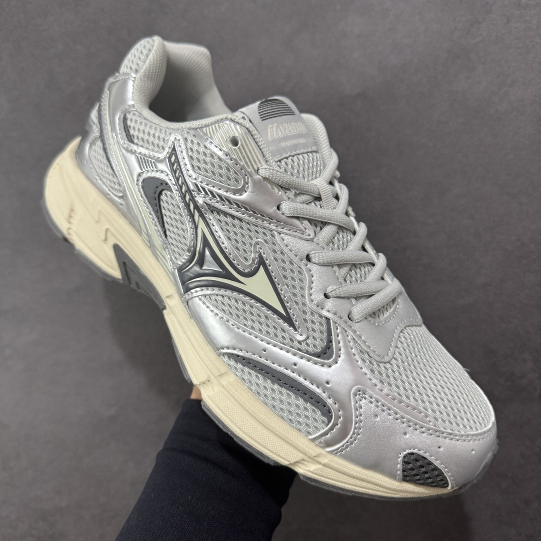 图片[3]-【公司级】Mizuno Speed 2K 美津浓复古厚底织物合成革防滑耐磨透气低帮休闲跑步鞋 美津浓（Mizuno）是日本美津浓株式会社于1906年创立的运动品牌，经过一个多世纪的不断努力现已成为世界著名的运动器具、服装和鞋类生产商。美津浓力求服务于各类运动项目，并竭力使运动生活更加愉快和振奋。产品种类齐全，覆盖几乎全部主要运动项目，达到30万多个品类。 尺码：36 36.5 37.5 38 38.5 39 40 40.5 41 42 42.5 43 44 44.5 45-选品中心