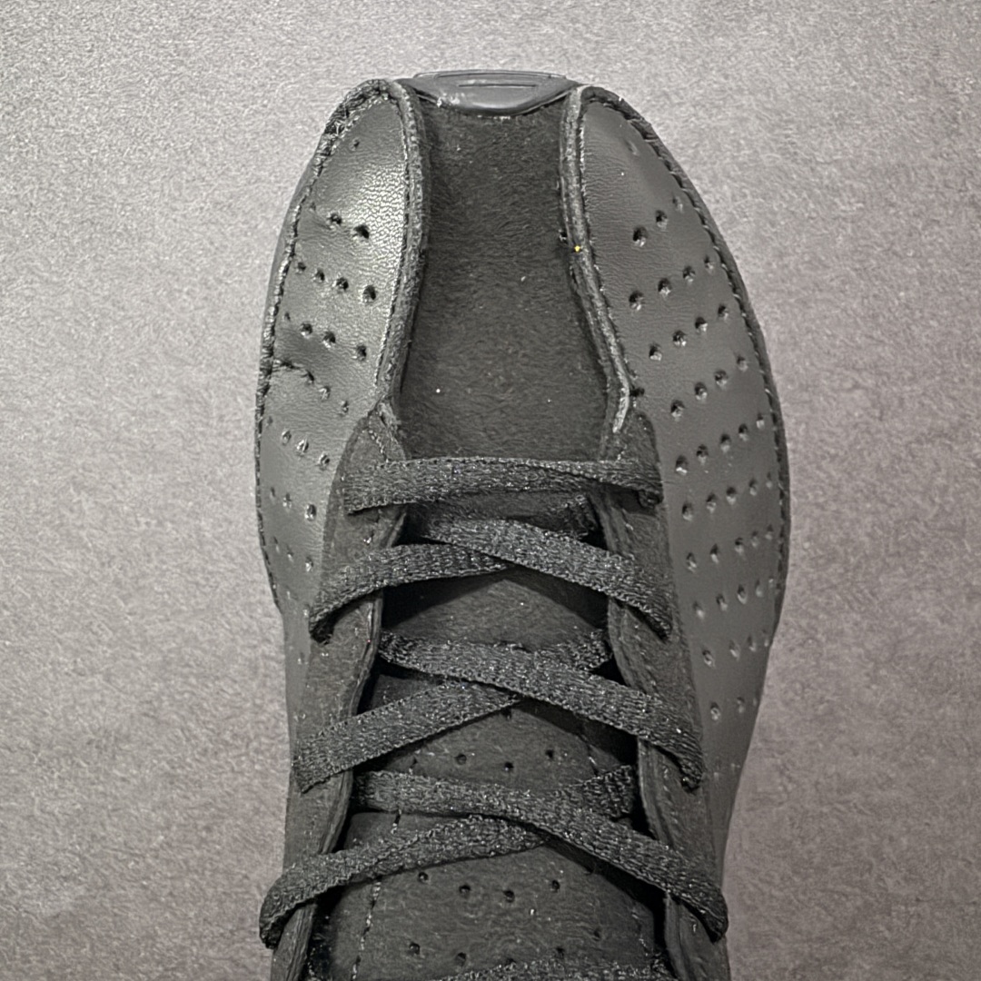  
【纯原】Nike Air Superfly耐克2025新款减震复古跑鞋
穿孔设计不仅增添了细节，还提