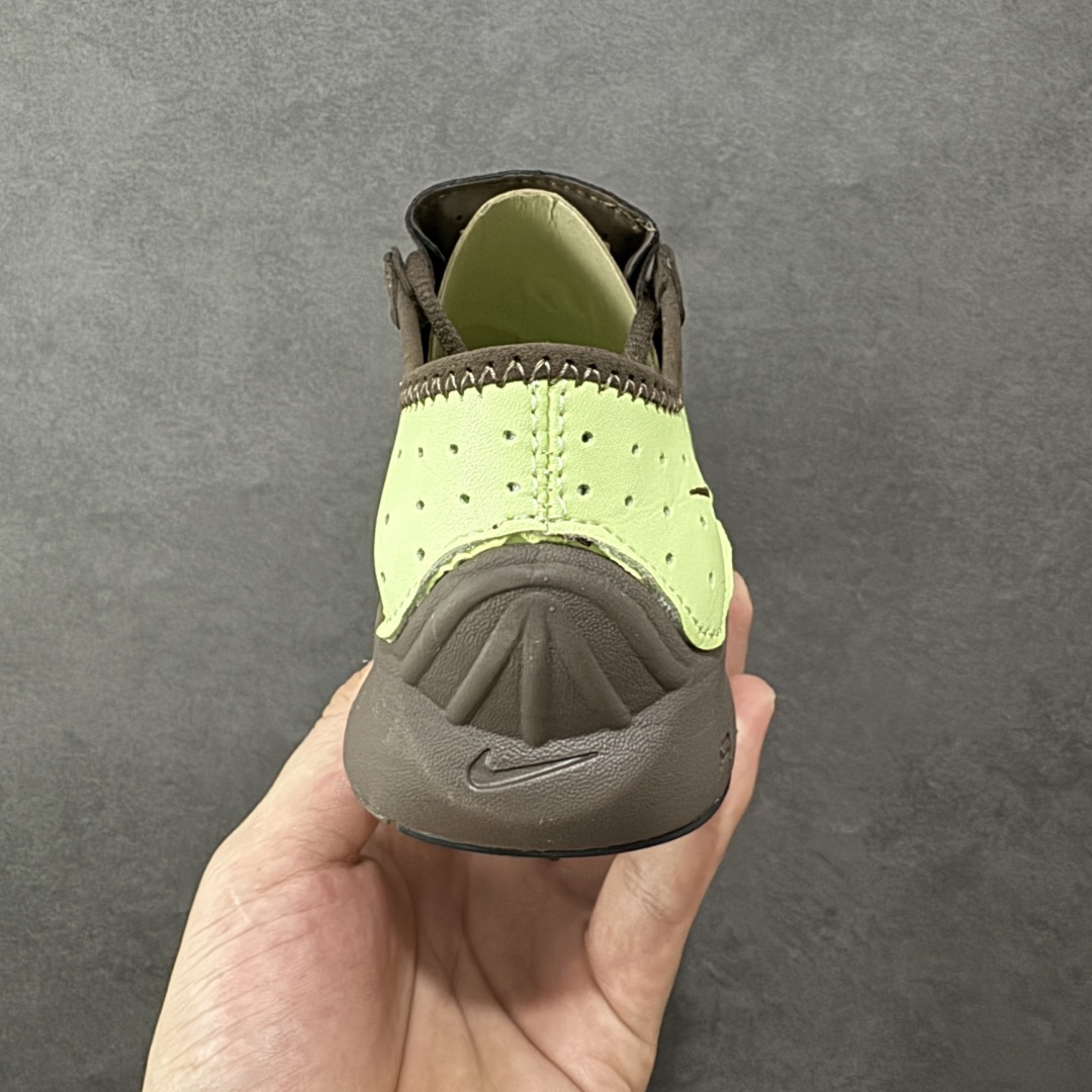  
【纯原】Nike Air Superfly耐克2025新款减震复古跑鞋
穿孔设计不仅增添了细节，还提