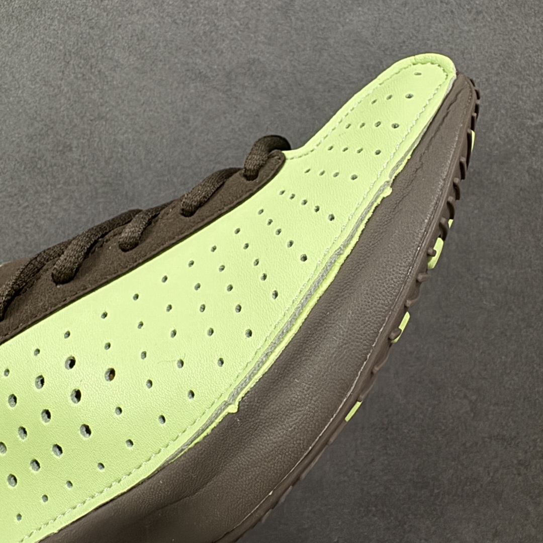  
【纯原】Nike Air Superfly耐克2025新款减震复古跑鞋
穿孔设计不仅增添了细节，还提