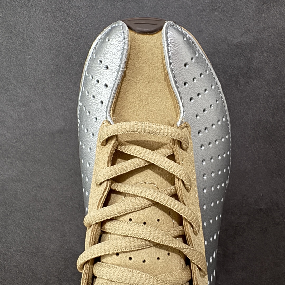  
【纯原】Nike Air Superfly耐克2025新款减震复古跑鞋
穿孔设计不仅增添了细节，还提