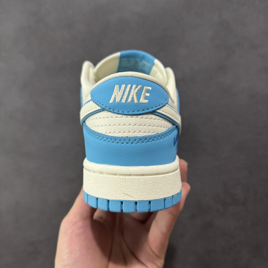  
【纯原】Labubu x Nike Dunk Low 白蓝拉布布
周年高端定制 低帮休闲板鞋 定制鞋