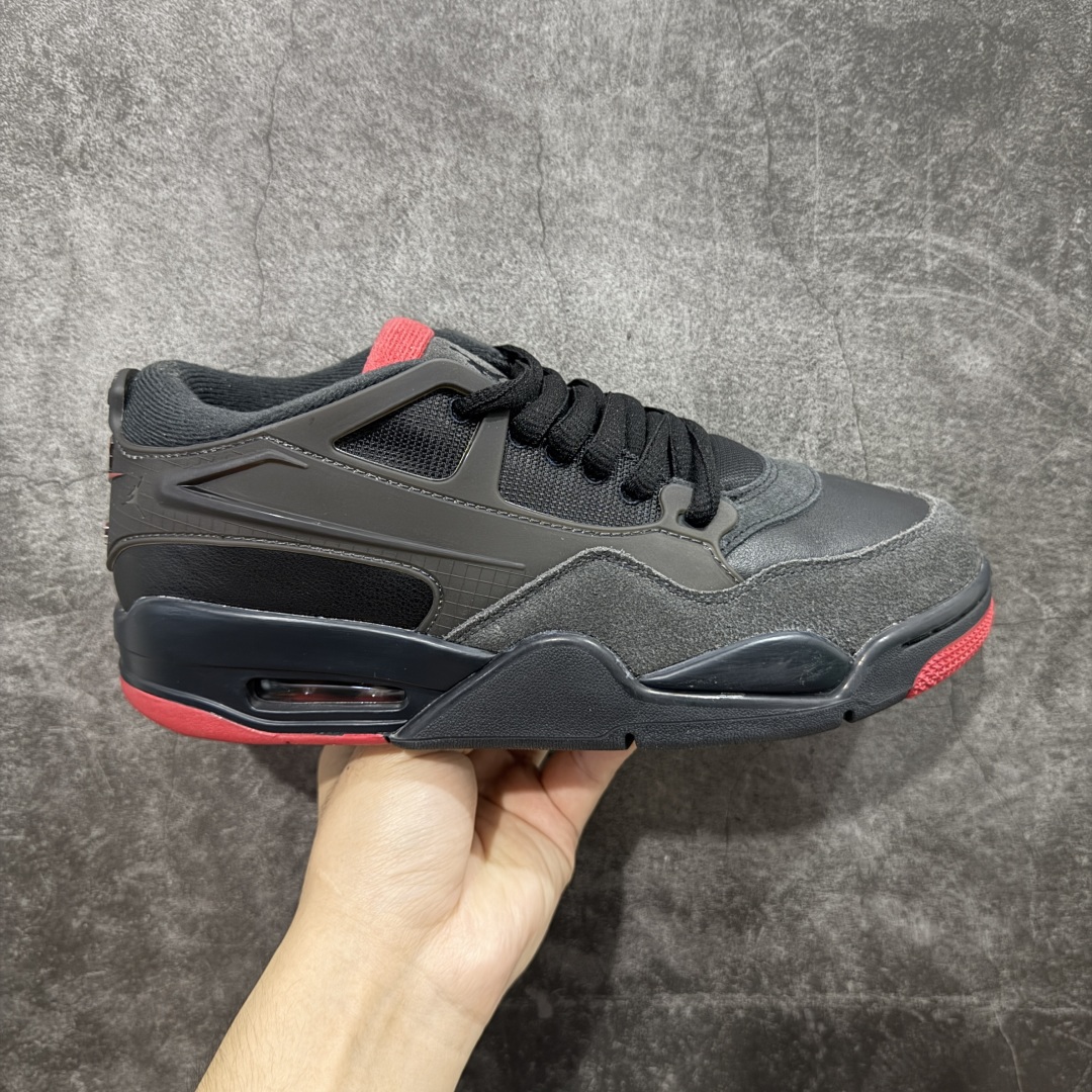 【DT纯原】Air Jordan AJ4 RM 重置 重制版低帮复古篮球鞋 黑红 FQ7939-060 采用了低帮的设计 并保留了众多AJ4的经典元素 鞋身以皮革、麂皮材质拼接打造 AJ4经典的TPU材质延伸至后跟 增强鞋款稳定性 而鞋身侧面的网格设计则被取消 尾部的NIKE AIR标志也得到保留 并同时带有飞人logo 中底部分同样搭载了可视AIR气垫 鞋底采用米白色中底和外底呈现 为整个设计收尾 尺码：36 36.5 37.5 38 38.5 39 40 40.5 41 42 42.5 43 44 44.5 45 46 47.5-选品中心
