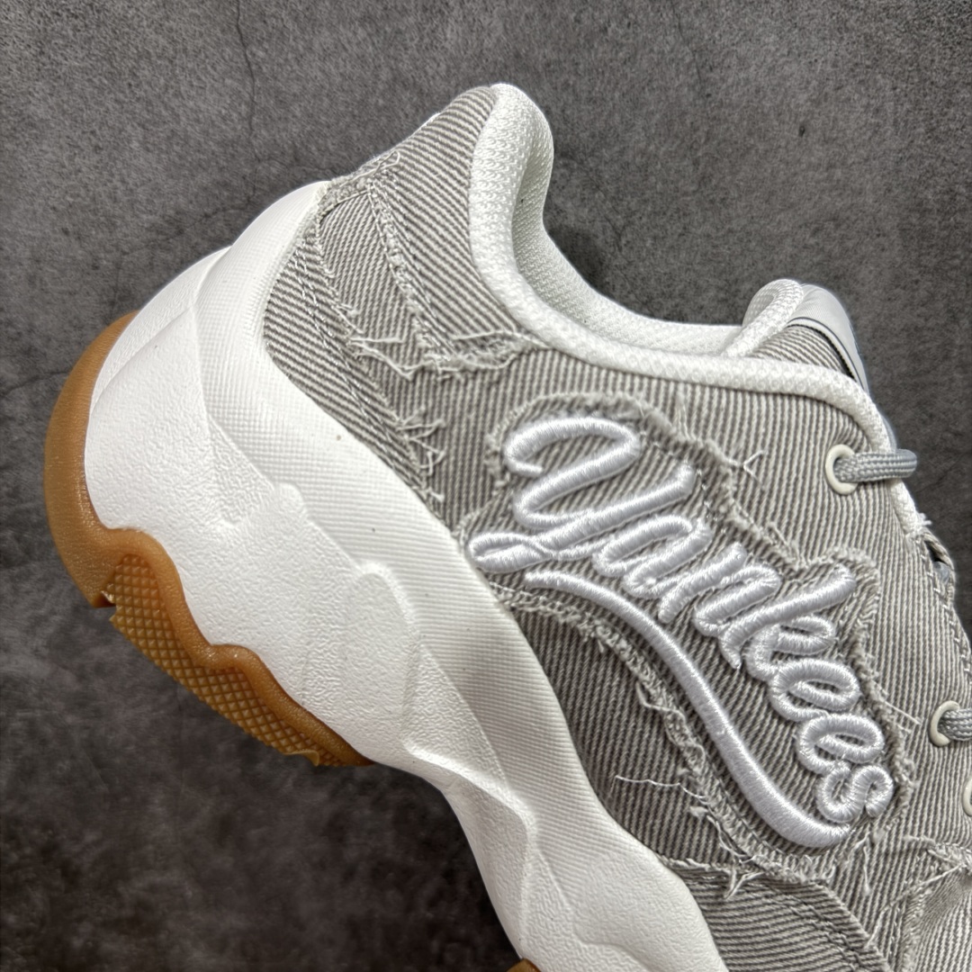 图片[7]-【纯原版】韩国洋基队NY大标潮流老爹鞋 MLB小白鞋市面上唯一顶级纯原版本 原材料打造 原楦原档案数据开发版型 完美鞋头弧度/后套收口效果🆚市面文案版本‼️ 原厂立体填充鞋舌海绵 中底注胶孔原数据开发模具大底原厂转印标 ins 抖音 快手 小红书网红老爹鞋 韩国洋基队NY大标潮流老爹鞋 内增高6cm 原厂1：1模具开发 原厂进口纳米材质 原厂 全套手提袋 原盒雷射防伪标包装 天猫订单品质 官网尺码35 36 36.5 37.5 38 38.5 39 40 40.5 41 42 42.5 43 44 45-选品中心