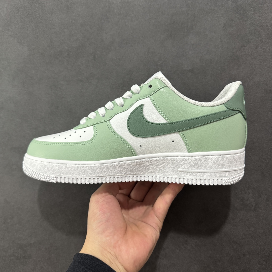 图片[2]-【定制版】Nike Air Force 1\’07 Low 幸运草 绿白 空军一号低帮休闲板鞋  #原楦头原纸板 原装鞋盒 定制五金配件 内置全掌气垫 原厂鞋底 货号：ZH0316-098  尺码：36 36.5 37.5 38 38.5 39 40 40.5 41 42 42.5 43 44 44.5 45 编码：HXSA310320-选品中心