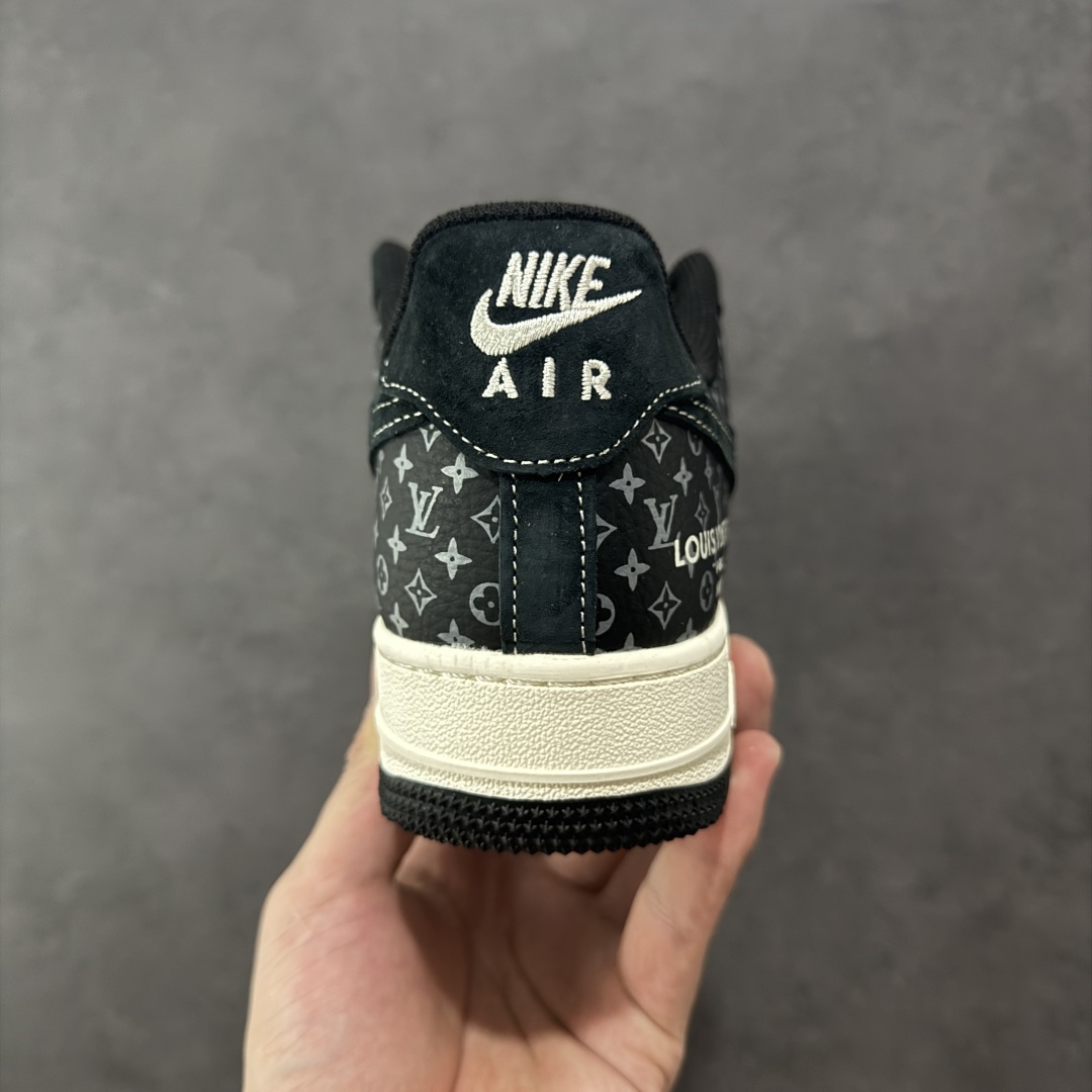图片[4]-【定制版】Nike Air Force 1\’07 Low LV联名 缝织标印花 空军一号低帮休闲板鞋 CX5050-Y10  #原楦头原纸板 原装鞋盒 定制五金配件 内置全掌气垫 原厂鞋底   尺码：36 36.5 37.5 38 38.5 39 40 40.5 41 42 42.5 43 44 44.5 45 编码：HXSA310320-选品中心