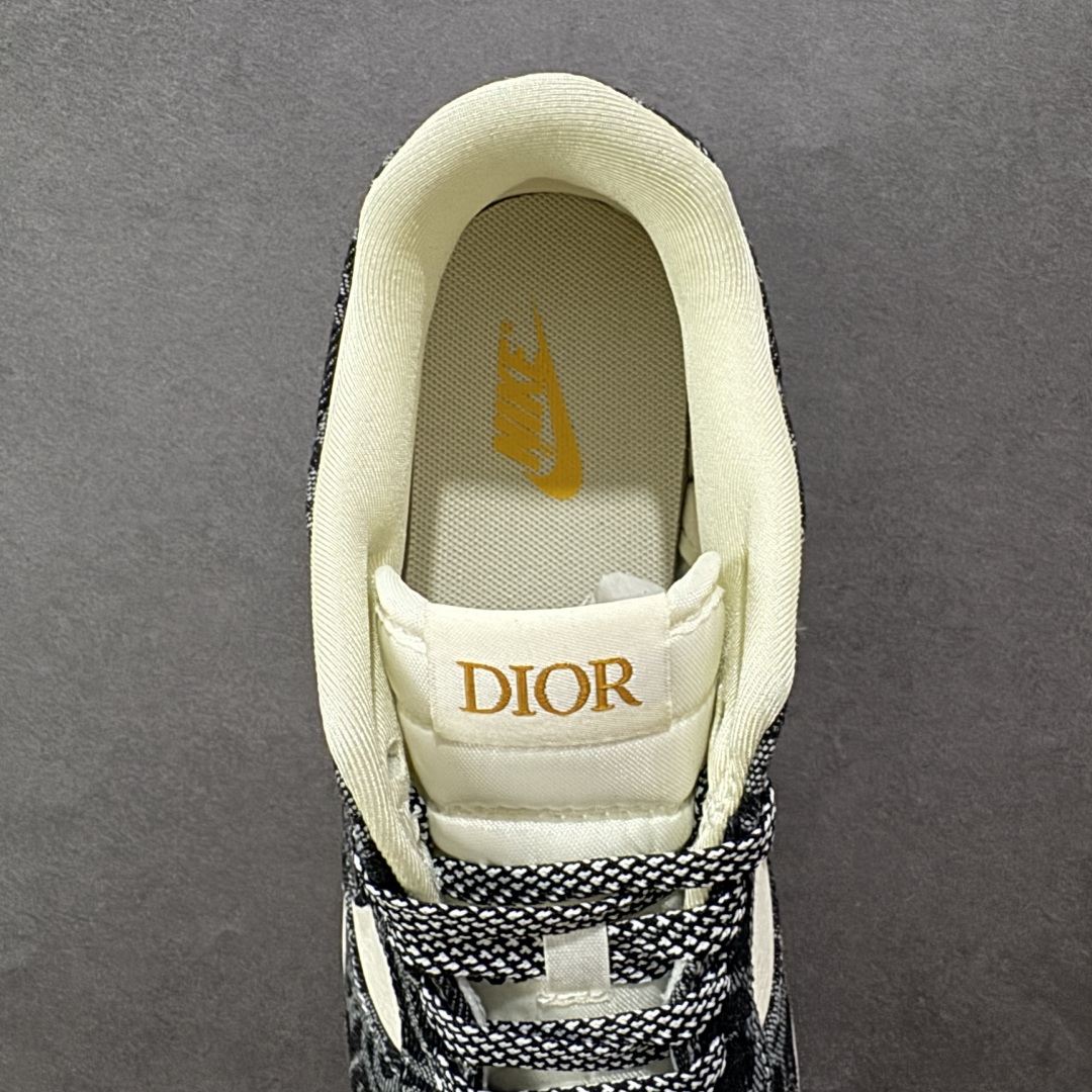 图片[7]-【定制版】Nike SB Dunk Low 迪奥联名 墨纹牛仔 高端定制 低帮休闲板鞋 SD6688-001  #定制鞋盒 大厂纯原品质出货 超高清洁度 皮料切割干净无任何毛边 细节完美   尺码：36 36.5 37.5 38 38.5 39 40 40.5 41 42 42.5 43 44 44.5 45 编码：HXSB330340-选品中心