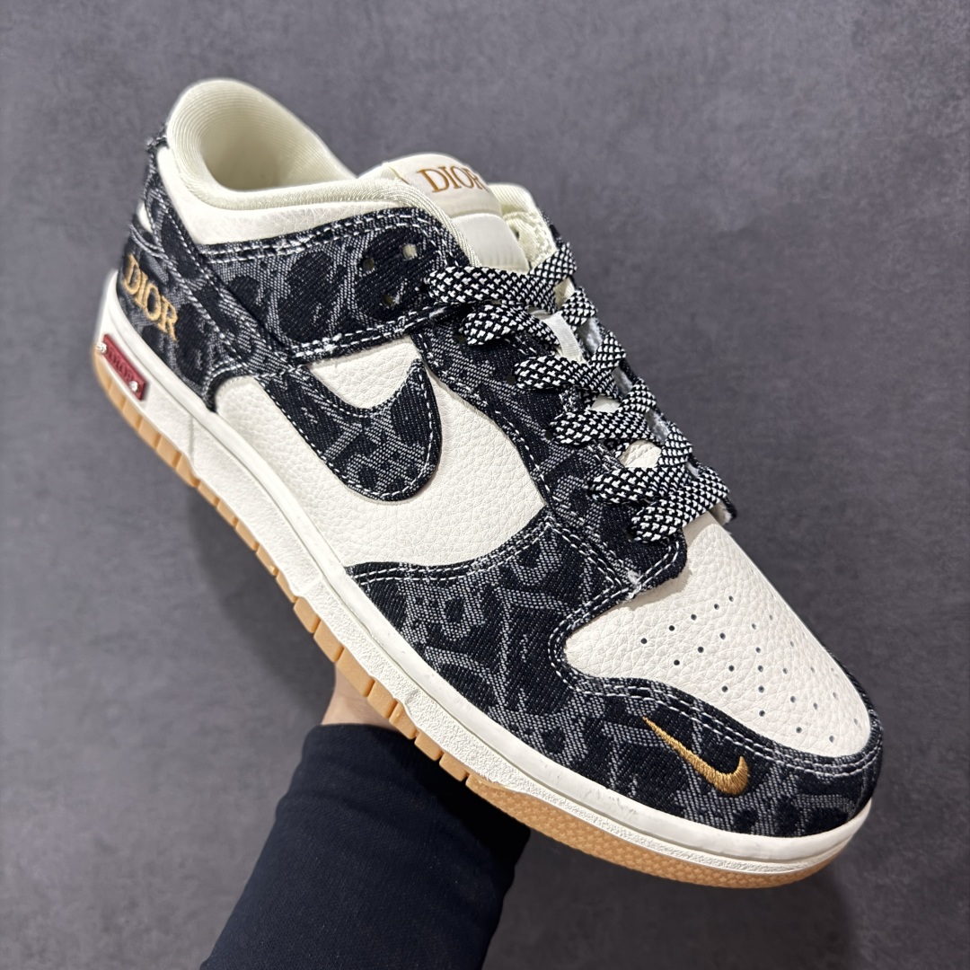 图片[3]-【定制版】Nike SB Dunk Low 迪奥联名 墨纹牛仔 高端定制 低帮休闲板鞋 SD6688-001  #定制鞋盒 大厂纯原品质出货 超高清洁度 皮料切割干净无任何毛边 细节完美   尺码：36 36.5 37.5 38 38.5 39 40 40.5 41 42 42.5 43 44 44.5 45 编码：HXSB330340-选品中心
