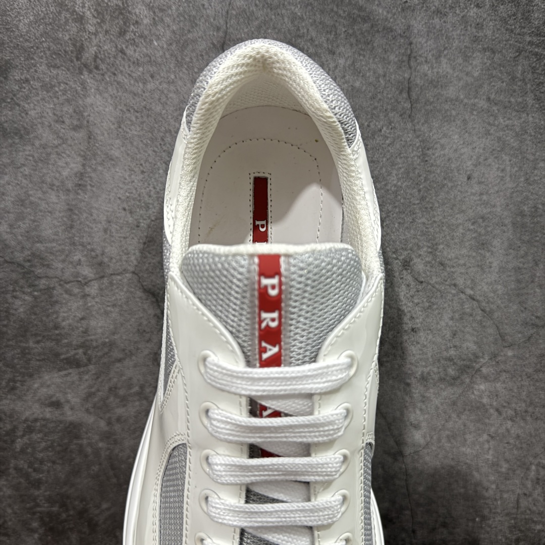 图片[8]-【X1纯原】外贸鬼佬版 东莞纯原顶级品质 原版一比一开发 普拉达 Prada Linea Rossa 徽标彰显独特的设计格调 （正品原版黑色外盒版本⚠️）海外畅销版 低帮休闲运动鞋 3厘米轻质柔韧鞋底 橡胶胎面花纹 海淘代购同渠道品质 高端零售 外贸充正专供 完美楦型 正确卡色 质感媲美原版 细节与原版一致 请注意区分市面版本 尺码：40 41 42 43 44 45 46 47-选品中心