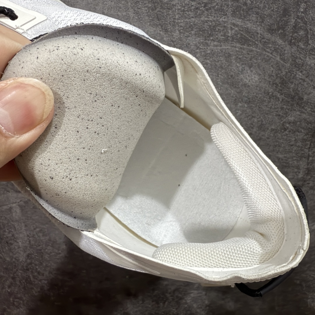 图片[9]-【莞产纯原】意大利ROA.POYANA SELLA户外夏季运动鞋网纱休闲登山鞋网面透气 卡塔琳娜 登山款 – ROA 的 Sella 以多洛米蒂山脉的塞拉山脉命名，将轻盈透气与持久的回弹力和色的抓地力结合在一起 ﹣这要归功于两项 Vibram 技术的组合，即鞋底的 Traction lugs 和 Megagrip ﹣前者使鞋面能够像楔子一样覆盖鞋跟区域的鞋底，模糊了底部单元和鞋面之间的界限。 后者是由 Texon 独家开发的， Texon 贡献了其专有 ProWeave Jacquard 工艺，开发出定制的一体式编织鞋面，具有各种厚度区域，可提供所需的脚部支撑。 ﹣鞋面：54%再生聚酯纤维，35%聚酰胺，11％热塑性聚酰胺 ﹣鞋底：70％橡胶，30% Phylon 尺码：39 40 41 42 43 44 45-选品中心