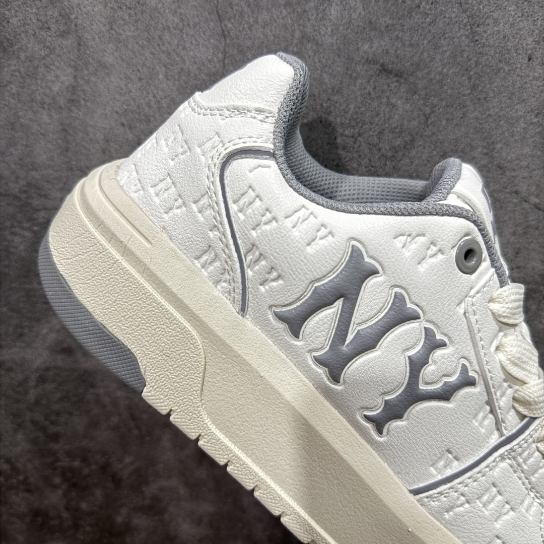 图片[7]-【纯原版】韩国洋基队NY大标潮流老爹鞋 MLB小白鞋市面上唯一顶级纯原版本 原材料打造 原楦原档案数据开发版型 完美鞋头弧度/后套收口效果🆚市面文案版本‼️ 原厂立体填充鞋舌海绵 中底注胶孔原数据开发模具大底 原厂转印标 保证不掉字 内增高6cm 原厂1：1模具开发 原厂进口纳米材质 原厂 全套手提袋 原盒雷射防伪标包装 天猫订单品质 官网尺码35 36 36.5 37.5 38 38.5 39 40 40.5 41 42 42.5 43 44 44.5 45-选品中心