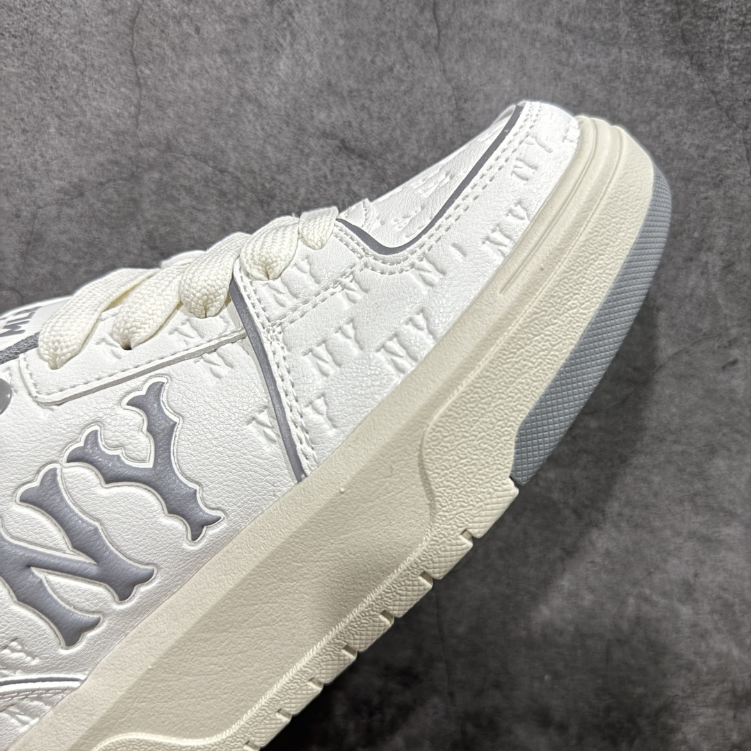 图片[6]-【纯原版】韩国洋基队NY大标潮流老爹鞋 MLB小白鞋市面上唯一顶级纯原版本 原材料打造 原楦原档案数据开发版型 完美鞋头弧度/后套收口效果🆚市面文案版本‼️ 原厂立体填充鞋舌海绵 中底注胶孔原数据开发模具大底 原厂转印标 保证不掉字 内增高6cm 原厂1：1模具开发 原厂进口纳米材质 原厂 全套手提袋 原盒雷射防伪标包装 天猫订单品质 官网尺码35 36 36.5 37.5 38 38.5 39 40 40.5 41 42 42.5 43 44 44.5 45-选品中心