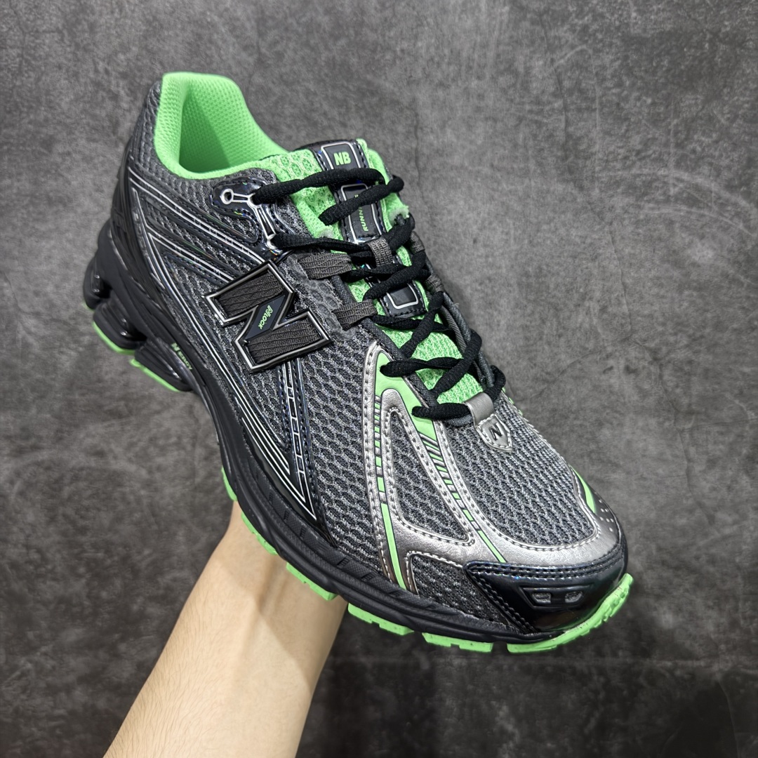 图片[3]-【纯原版】NB新百伦New Balance NB1906 U1906RCT系列复古老爹风休闲运动慢跑鞋 采用轻质牛剖革拼接透气网眼衬垫织物鞋面材质#T-Beam大底提供足步弓支撑，保持步态稳定#后跟搭载外露缓震胶 鞋身整体以各种深浅不一的灰色覆盖，鞋头以淡蓝色调装饰，网眼衬垫通过不规律的色块实现做旧的美感，泛黄的鞋底更是进一步增添了复古气息。 尺码：36 37 37.5 38 38.5 39.5 40 40.5 41.5 42 42.5 43 44 45 46.5-选品中心