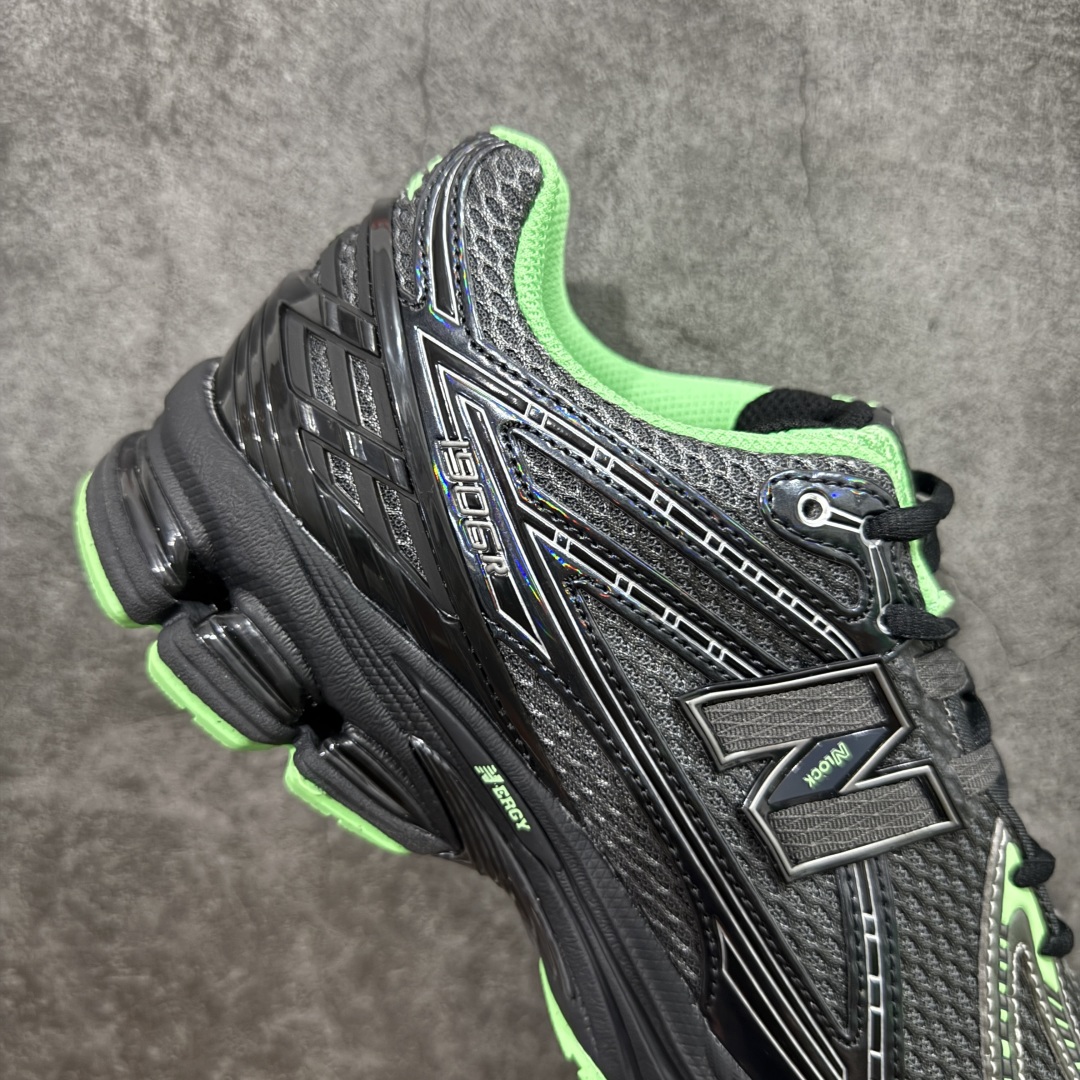 图片[7]-【纯原版】NB新百伦New Balance NB1906 U1906RCT系列复古老爹风休闲运动慢跑鞋 采用轻质牛剖革拼接透气网眼衬垫织物鞋面材质#T-Beam大底提供足步弓支撑，保持步态稳定#后跟搭载外露缓震胶 鞋身整体以各种深浅不一的灰色覆盖，鞋头以淡蓝色调装饰，网眼衬垫通过不规律的色块实现做旧的美感，泛黄的鞋底更是进一步增添了复古气息。 尺码：36 37 37.5 38 38.5 39.5 40 40.5 41.5 42 42.5 43 44 45 46.5-选品中心