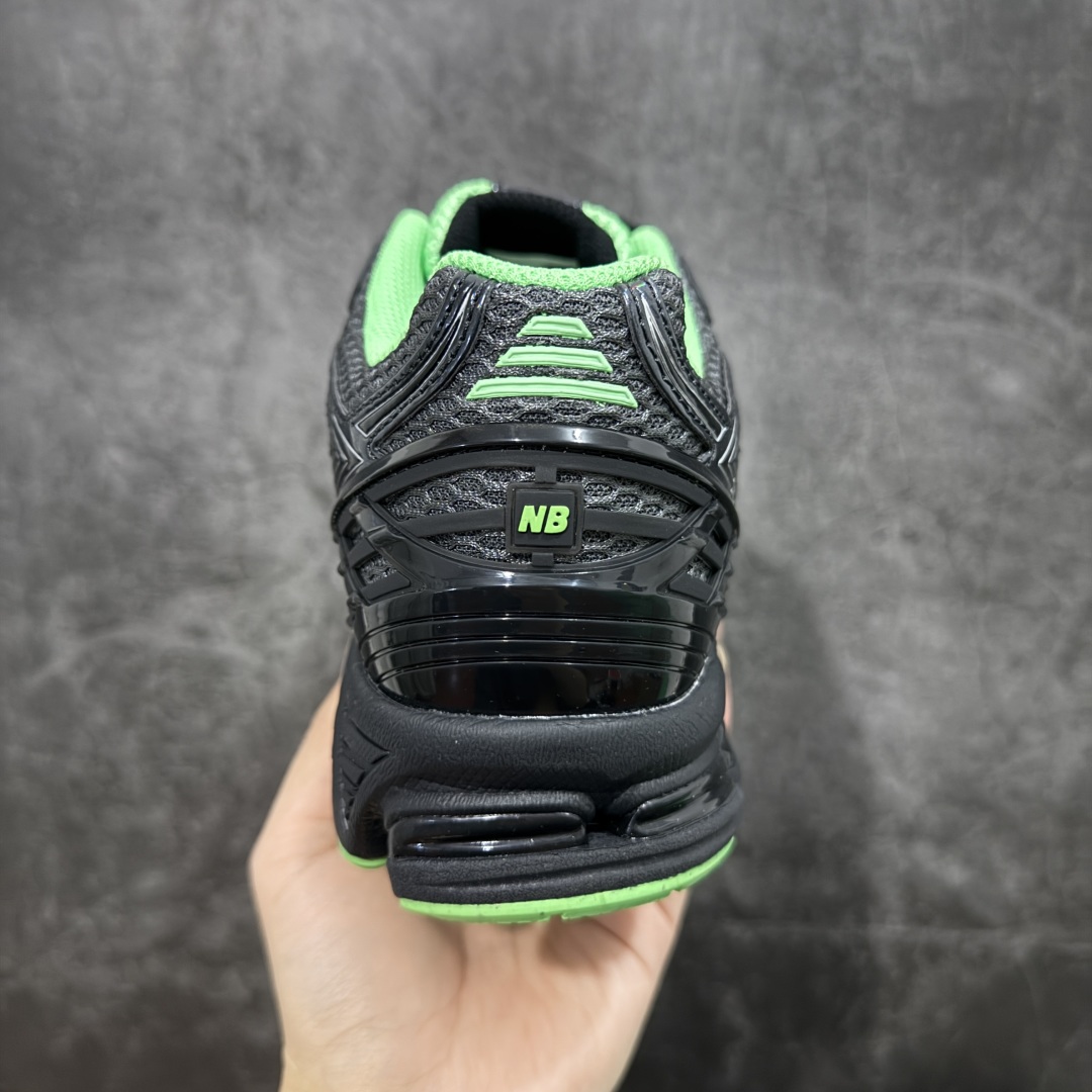 图片[4]-【纯原版】NB新百伦New Balance NB1906 U1906RCT系列复古老爹风休闲运动慢跑鞋 采用轻质牛剖革拼接透气网眼衬垫织物鞋面材质#T-Beam大底提供足步弓支撑，保持步态稳定#后跟搭载外露缓震胶 鞋身整体以各种深浅不一的灰色覆盖，鞋头以淡蓝色调装饰，网眼衬垫通过不规律的色块实现做旧的美感，泛黄的鞋底更是进一步增添了复古气息。 尺码：36 37 37.5 38 38.5 39.5 40 40.5 41.5 42 42.5 43 44 45 46.5-选品中心