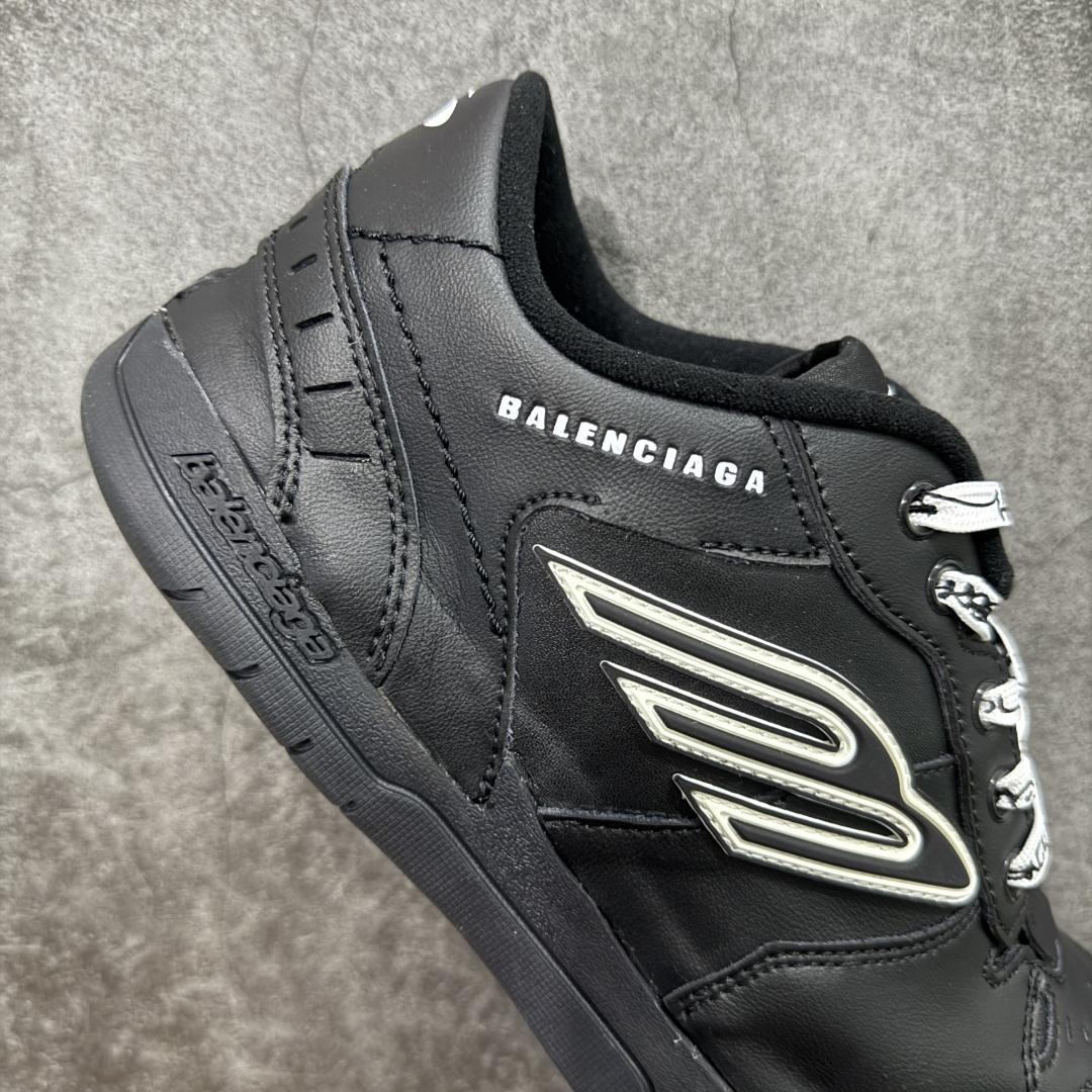 图片[7]-【性价比H版】Balenciaga Hamptons Worn-Out 巴黎世家十八18代 涤纶（聚酯纤维）牛皮革 圆头系带 低帮 生活休闲鞋板鞋 最强性价比 头层皮料 原纸板楦头开发 最原汁原味的版型 胶水把控整洁度完美 每一双都是工艺品 多重QC质检 原盒原配 正确字体电绣 粗细、位置、大小正确 侧边TPU 透气孔匹配意产原版 正确分离大底 TPU软底 原版一致大底LOGO 立体感十足 尺码：35 36 37 38 39 40 41 42 43 44 45 46-选品中心