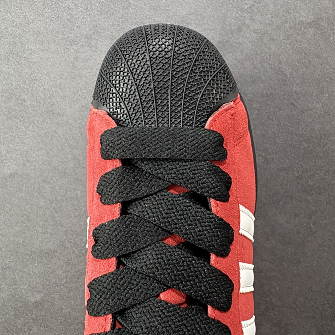 图片[8]-【公司级】Adidas三叶草 Originals Superstar贝壳头系列低帮经典百搭休闲运动板鞋 原装头层材料 用料绝不含糊 独家版型蒸餾加工帶來的是更好的视觉和脚感体验 清洁度 电绣工艺 皮料切割干净无任何毛边 细节完美 货号：JQ3220 尺码：35 36 36.5 37 38 38.5 39 40 40.5 41 42 42.5 43 44 45-选品中心