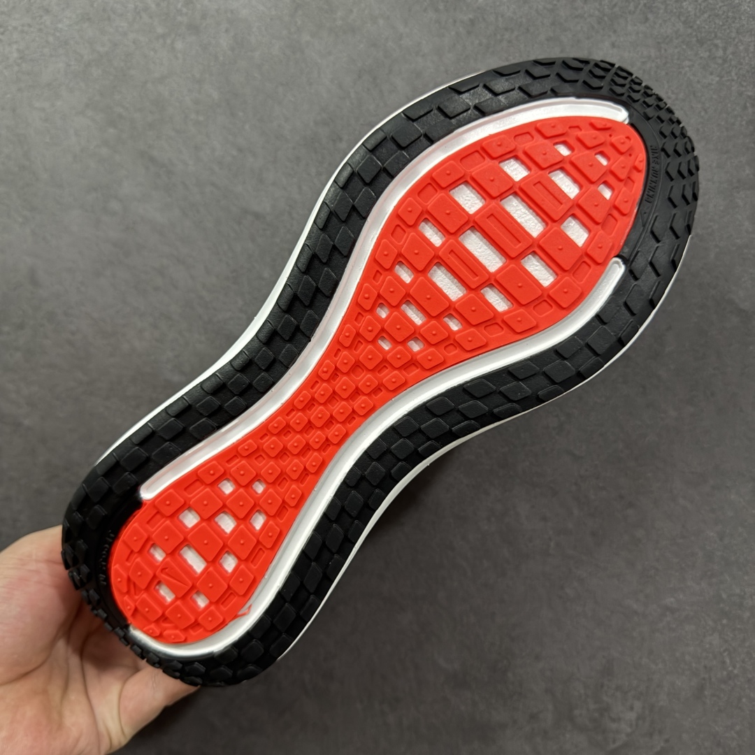 图片[9]-【公司级】Nike VOMERO PLUS 耐克 舒适减震防滑 低帮跑步鞋 全掌ReactX泡绵中底 前掌和后跟还配备了Air Zoom气垫单元 据说跑起来更快更舒适哦 这次最大的升级点 首次引入了ReactX泡绵 货号：HV8150-100 尺码：36 36.5 37.5 38 38.5 39 40 40.5 41 42 42.5 43 44 45-选品中心